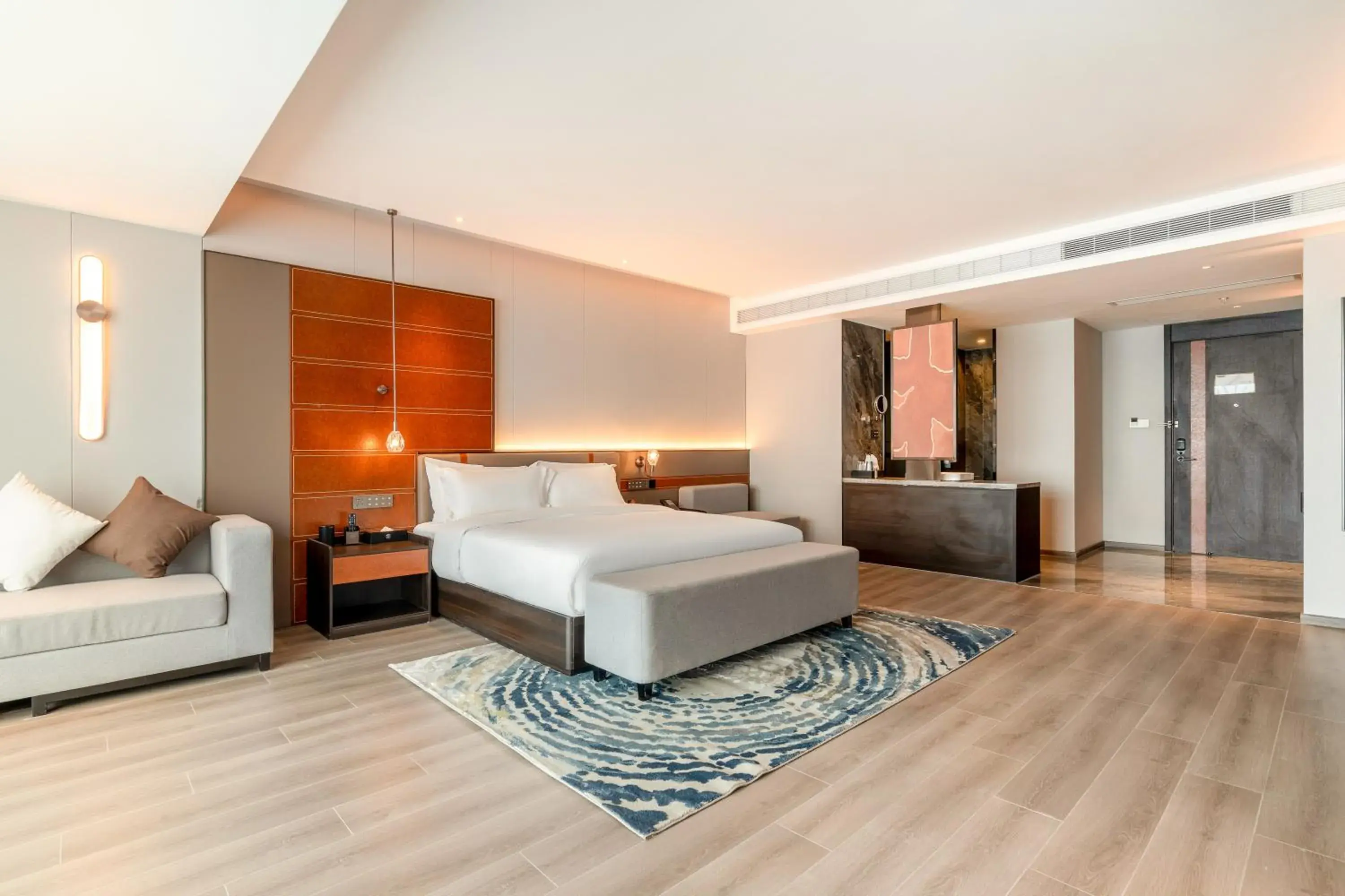 Premium King Room in The Puyan Hotel Hangzhou Jiubao Premium King Room in The Puyan Hotel Hangzhou Jiubao