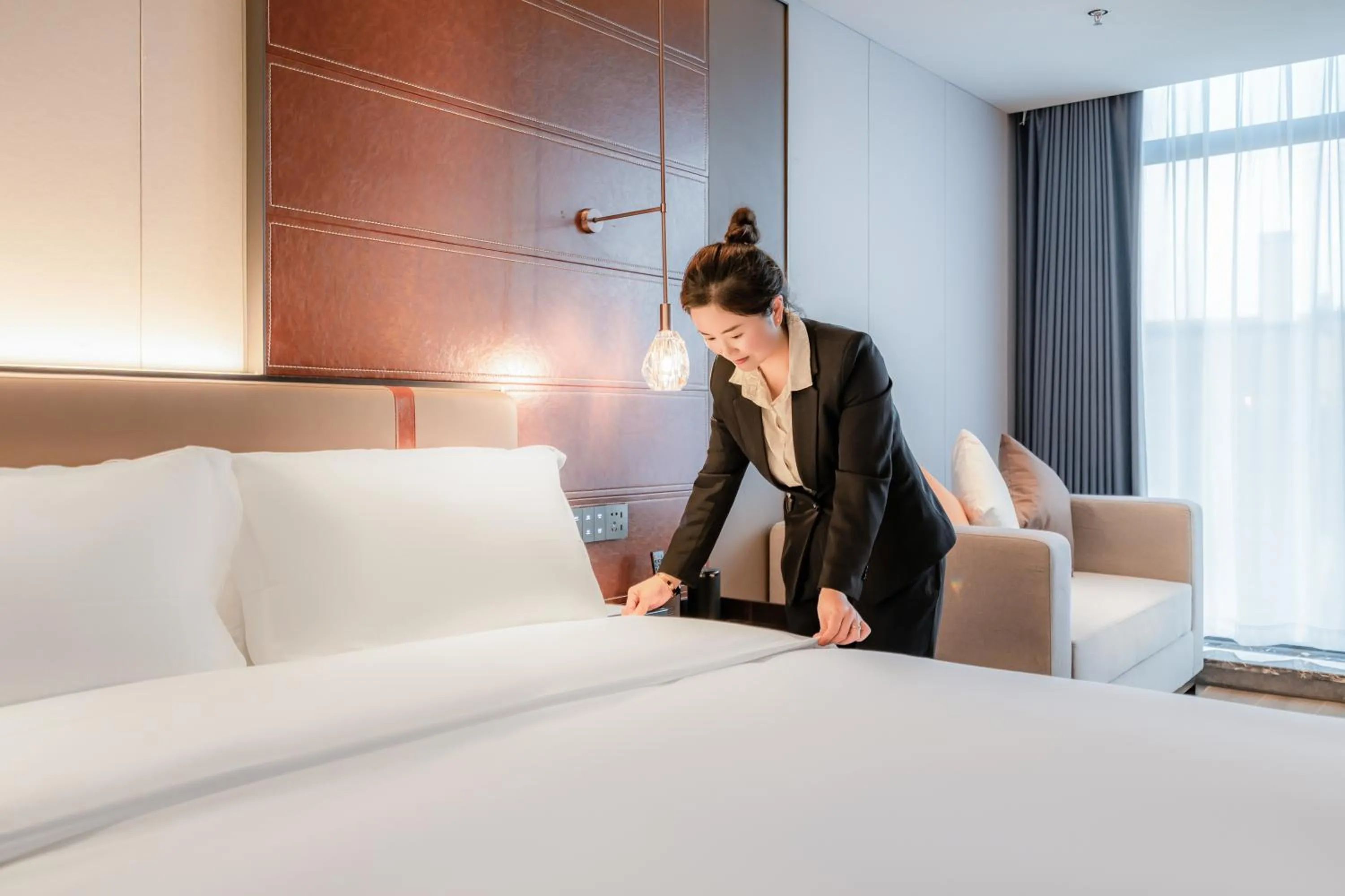 Decorative detail, Bed in The Puyan Hotel Hangzhou Jiubao