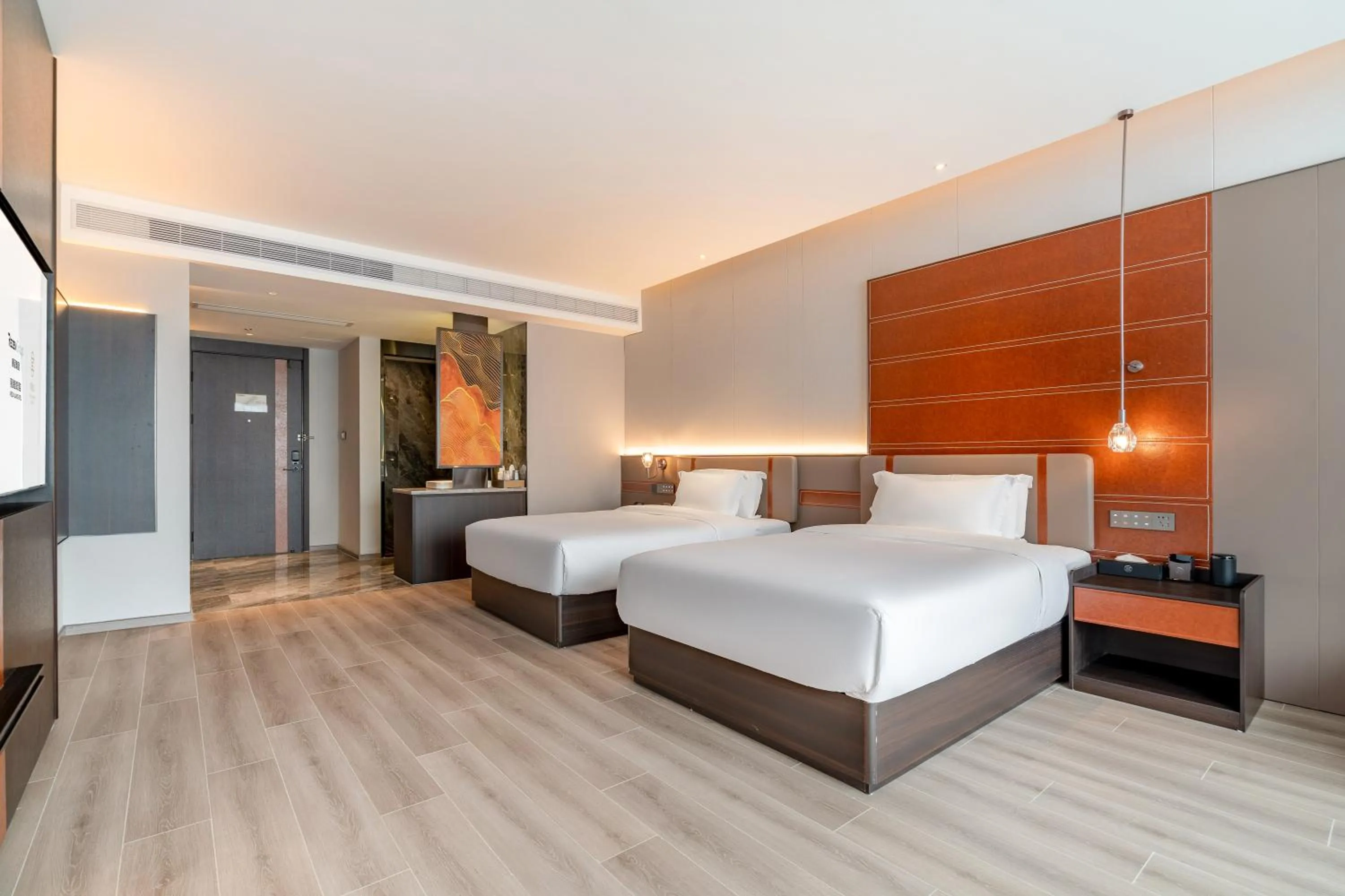 Photo of the whole room, Bed in The Puyan Hotel Hangzhou Jiubao