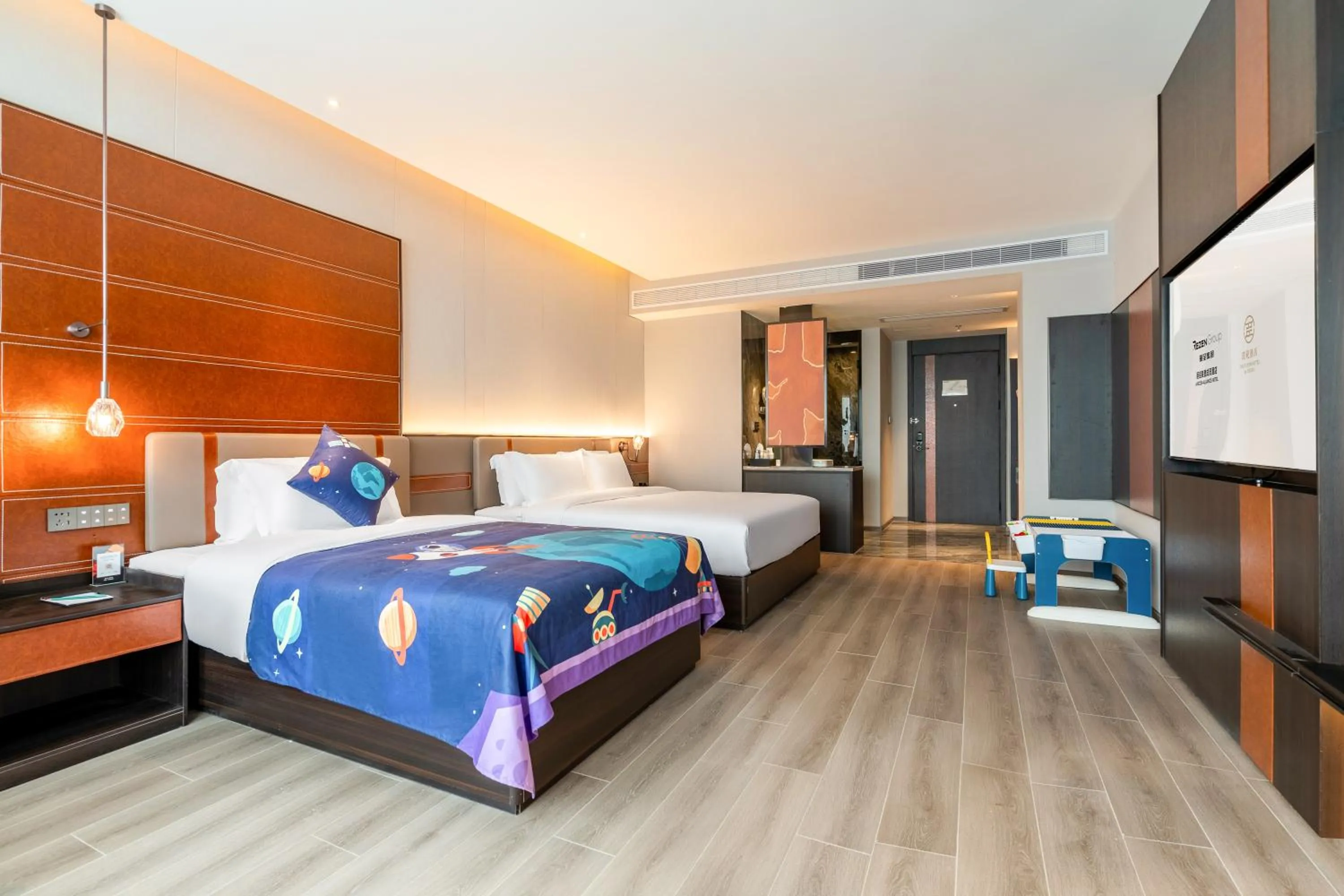 Photo of the whole room, Bed in The Puyan Hotel Hangzhou Jiubao