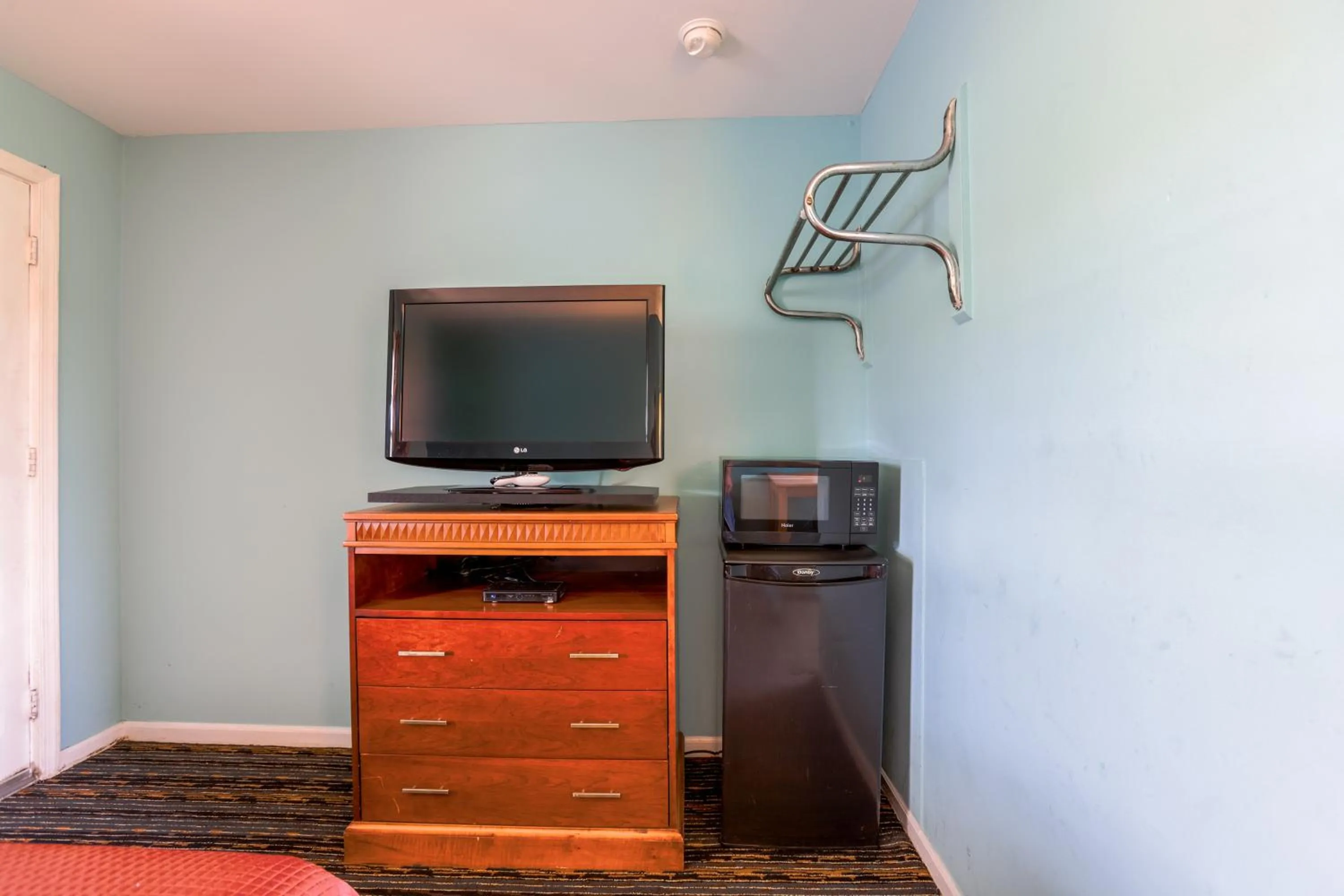 Area and facilities in Relax Inn By OYO Natural Bridge I-81