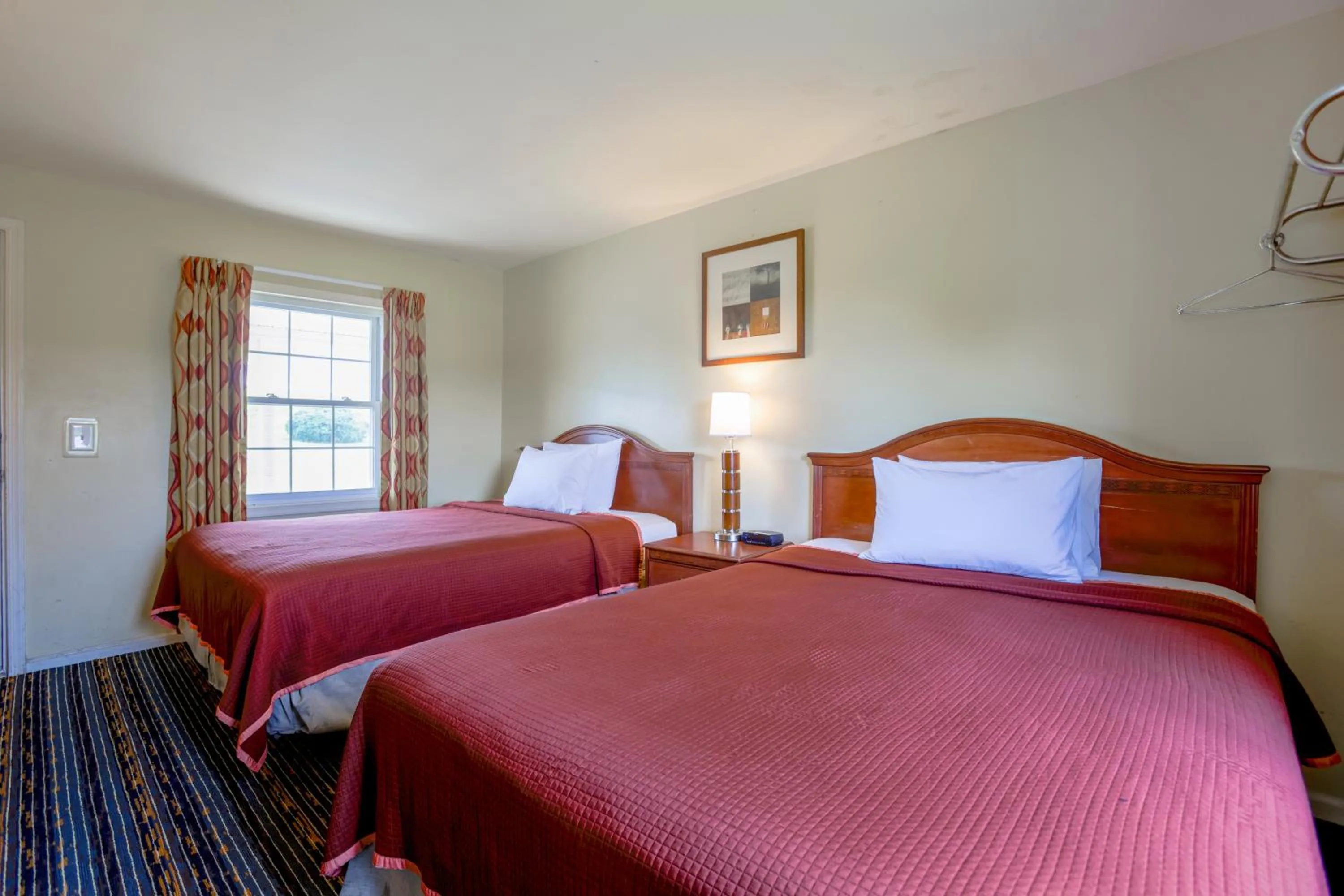 Bedroom, Bed in Relax Inn By OYO Natural Bridge I-81