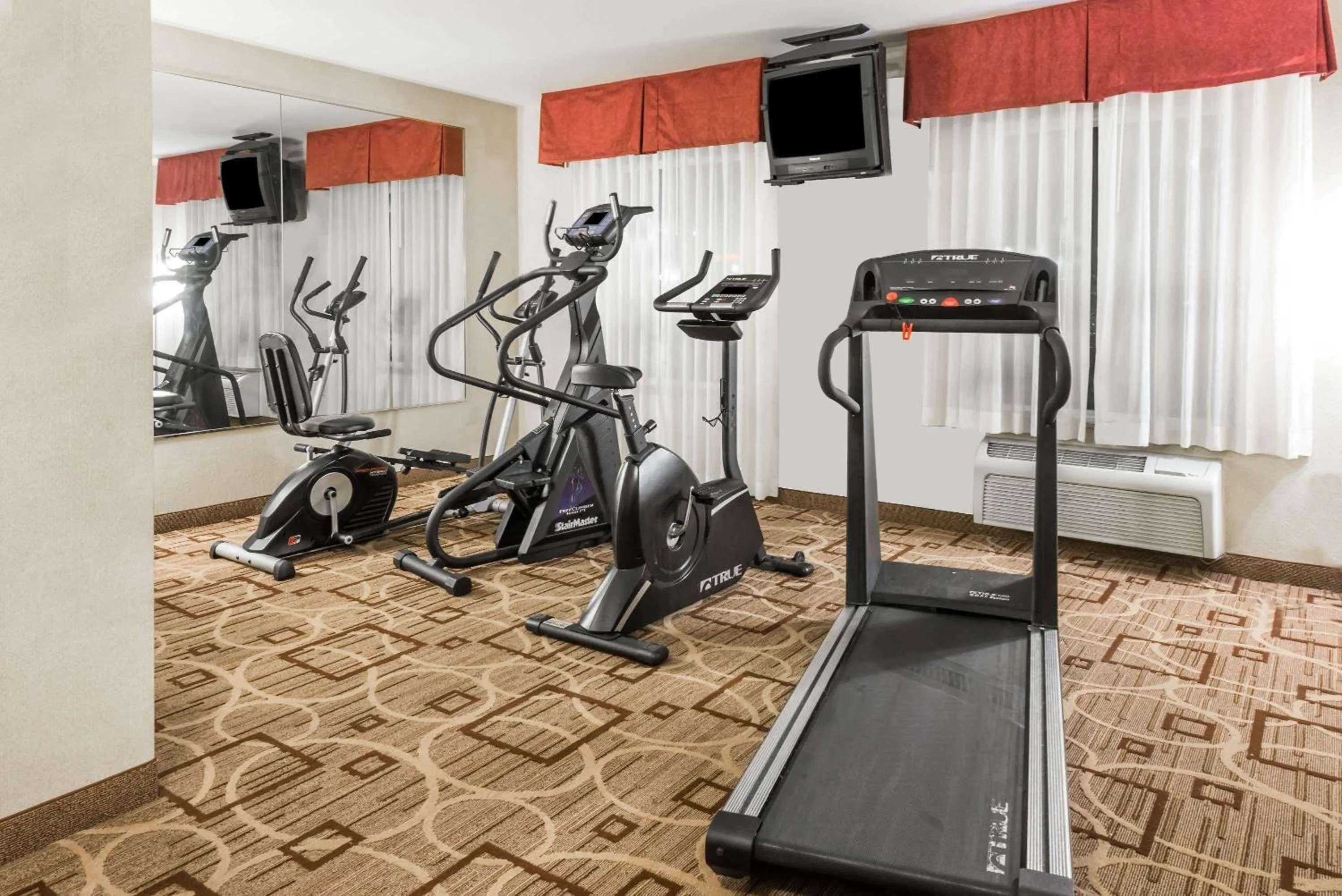 Fitness centre/facilities in Hawthorn Extended Stay by Wyndham Seville