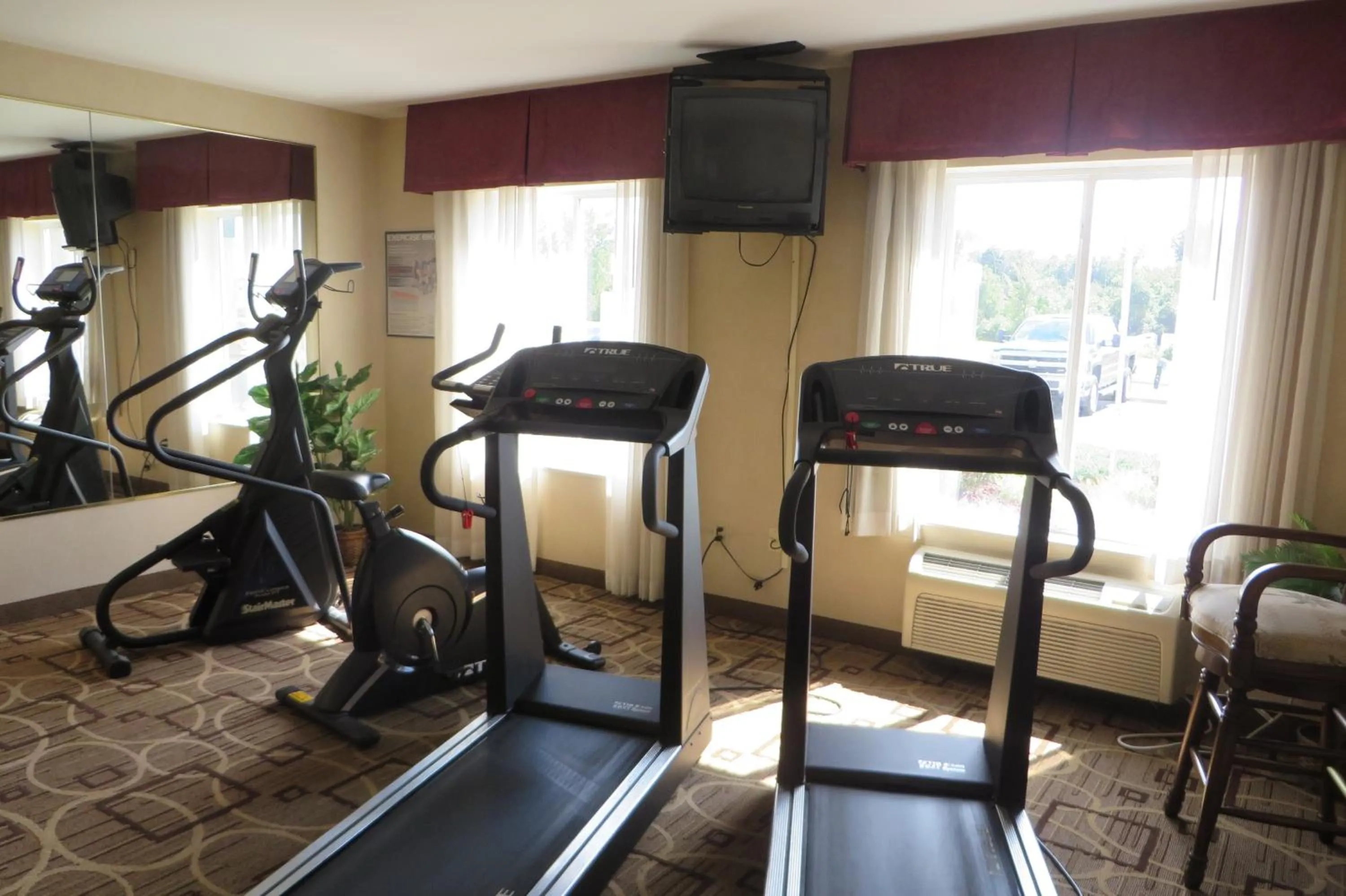 Fitness centre/facilities in Hawthorn Extended Stay by Wyndham Seville