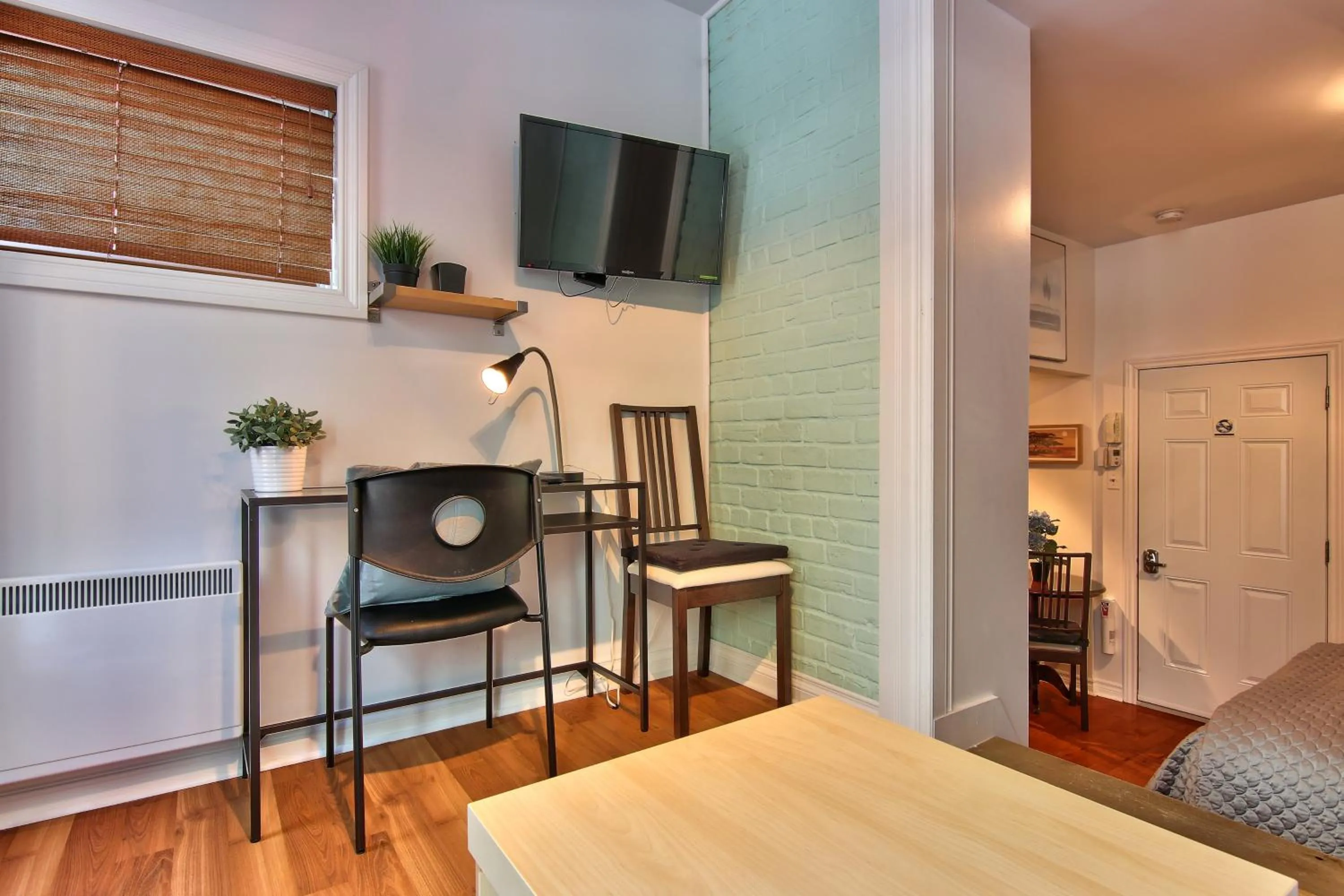 TV and multimedia in Apartment et Studio montreal