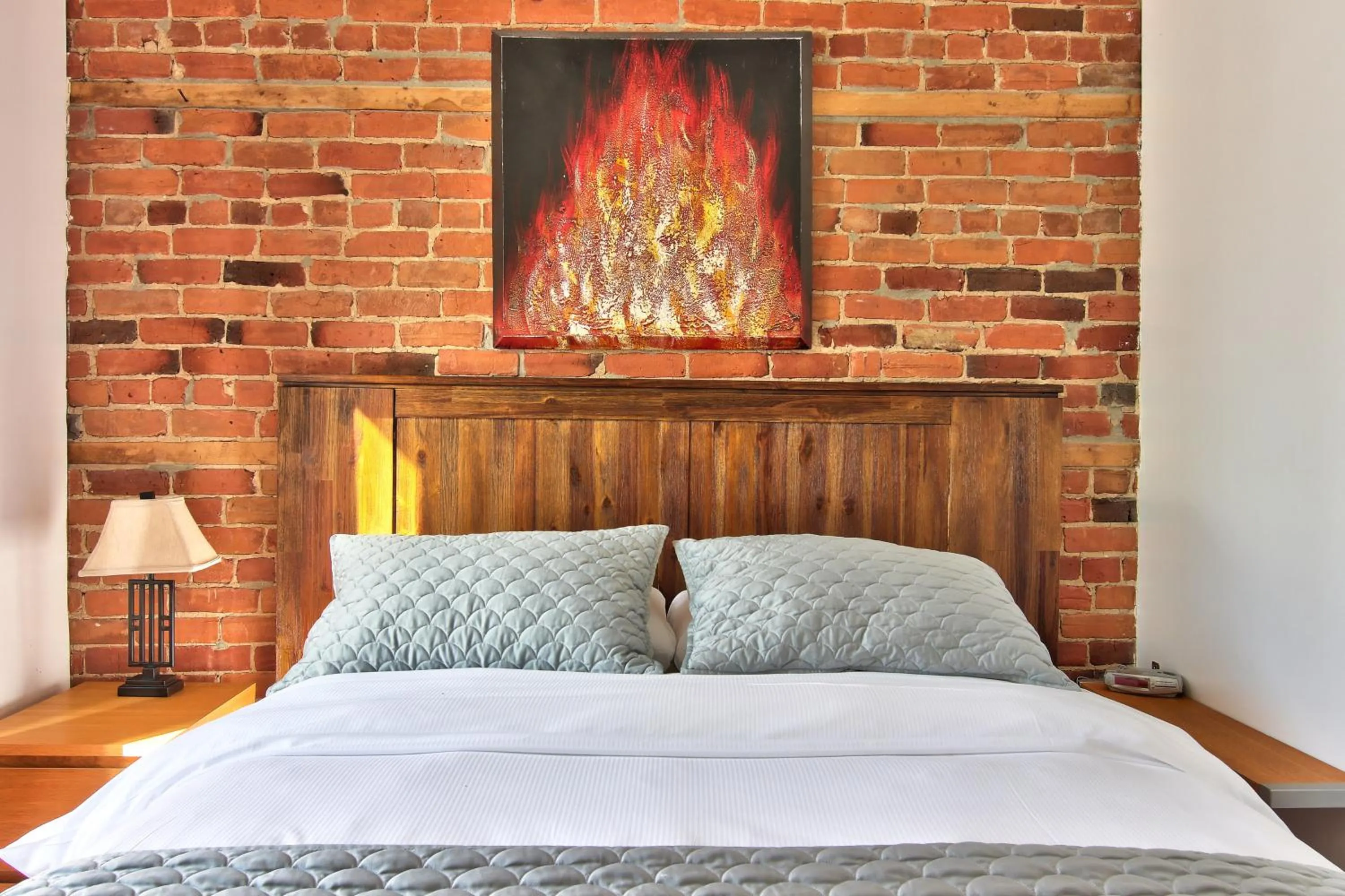 Bed in Apartment et Studio montreal