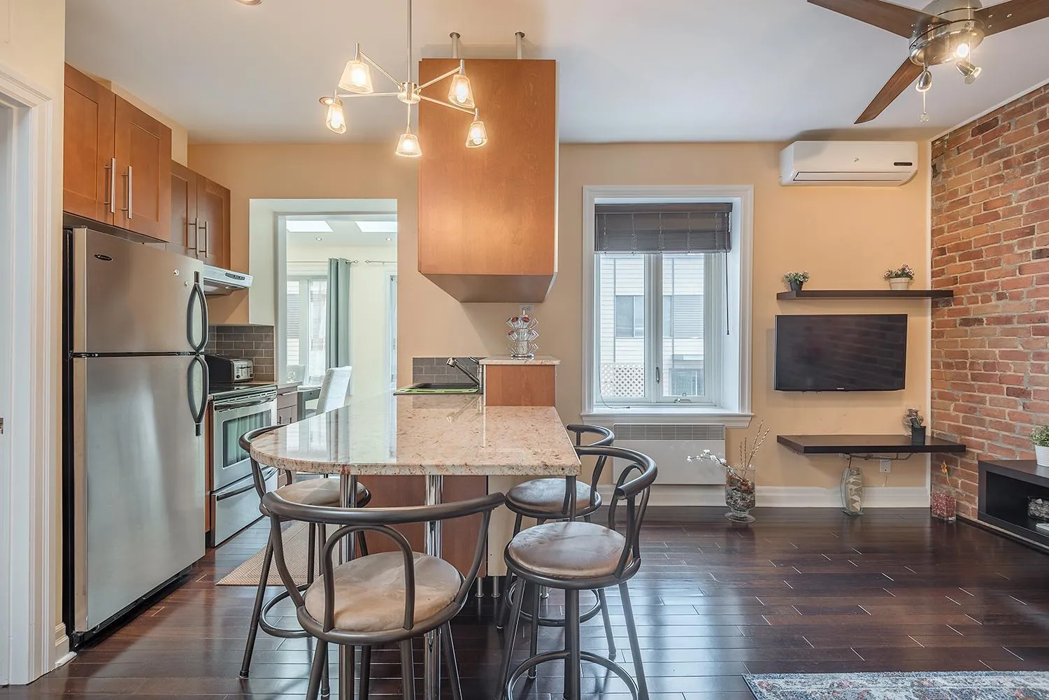 TV and multimedia in Apartment et Studio montreal