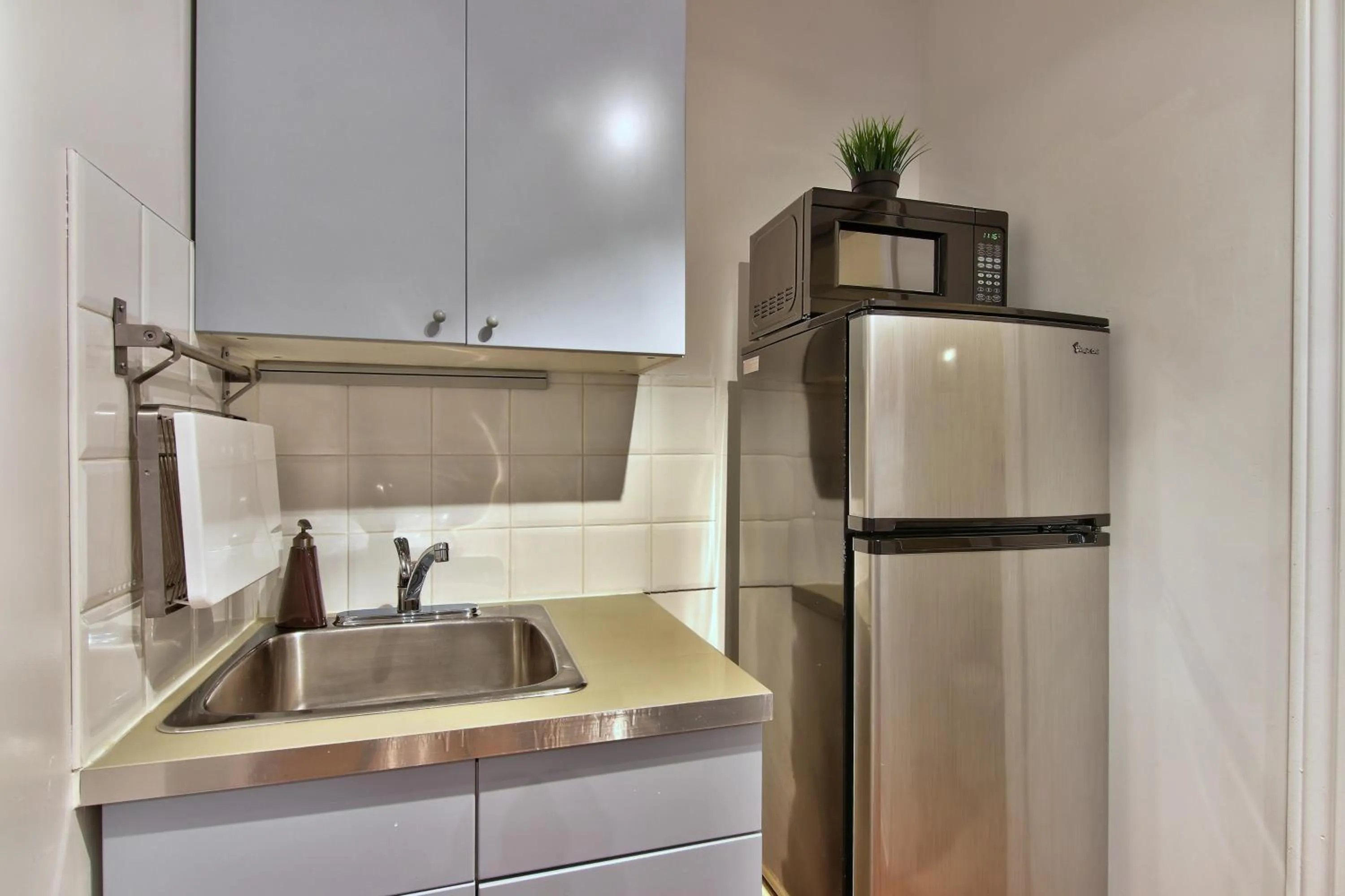 Kitchen or kitchenette in Apartment et Studio montreal