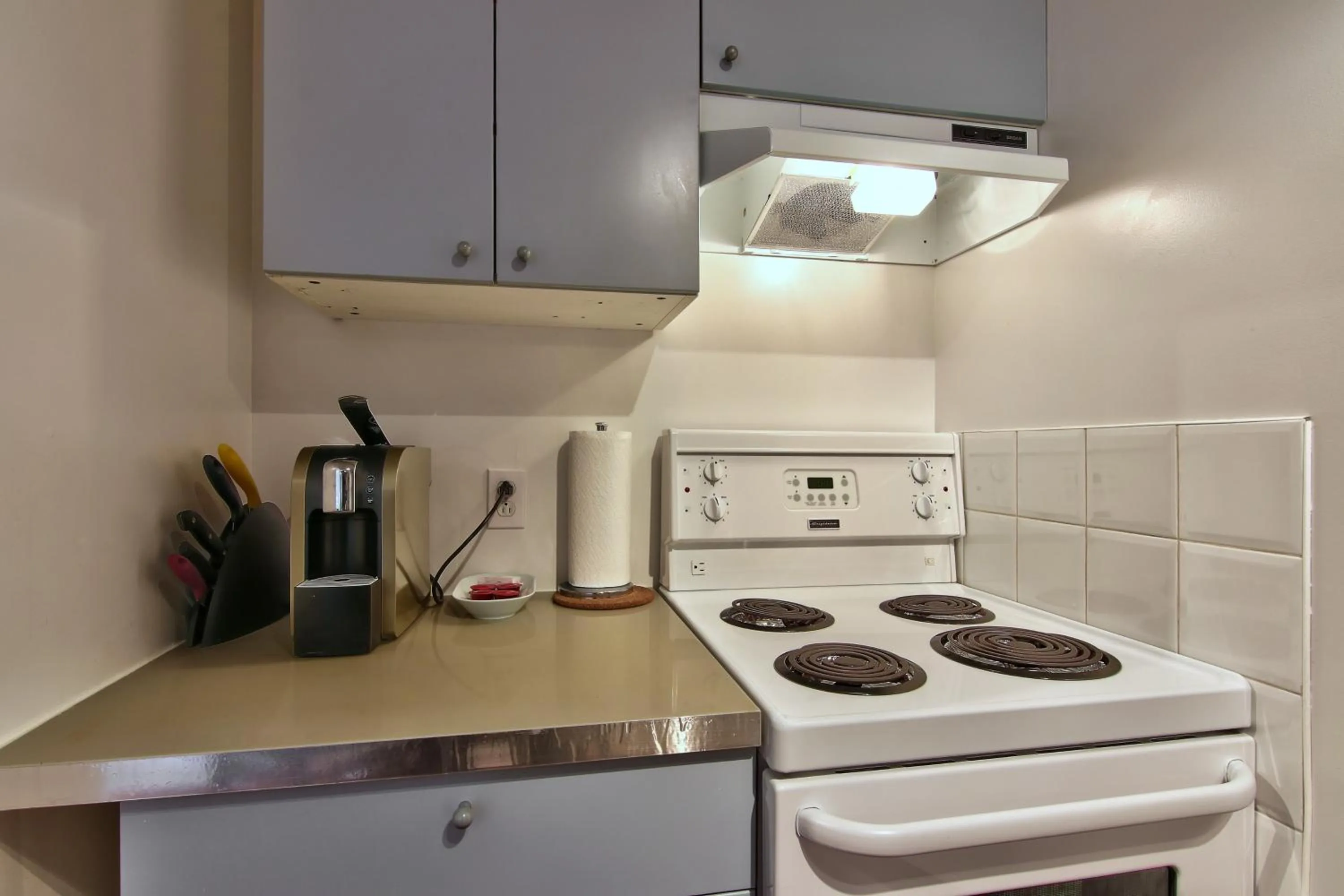 Kitchen or kitchenette in Apartment et Studio montreal