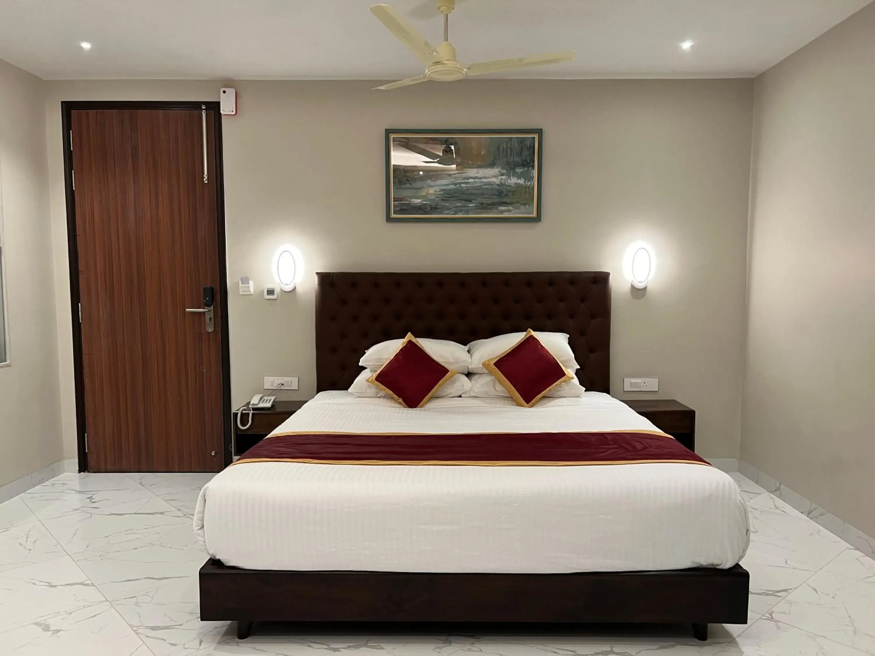 Bed in The Land Sand Hotel Bed in The Land Sand Hotel