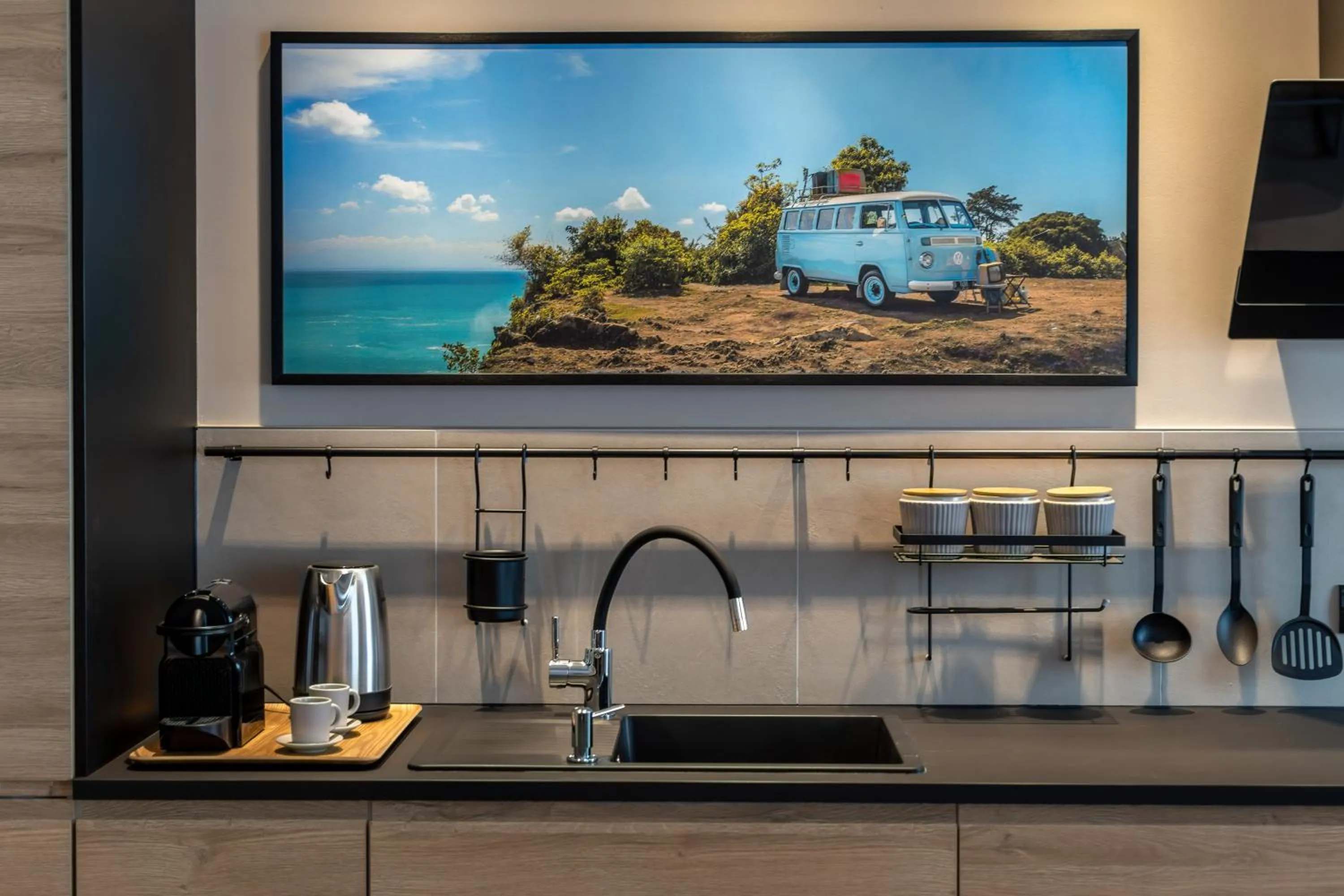 Kitchen or kitchenette in Maison Bucarest Apartments by Olala Homes