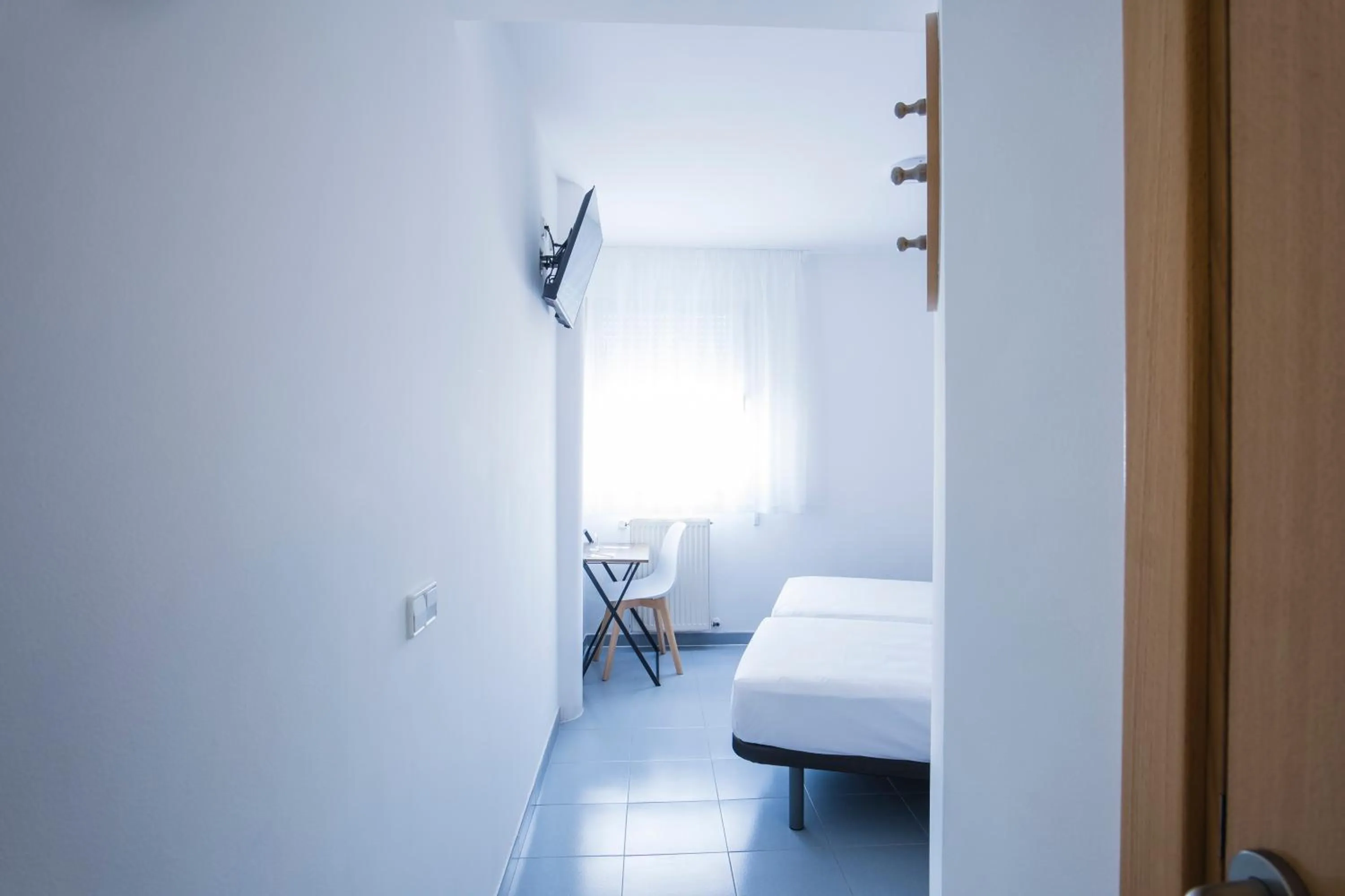 furniture, Bed in Alda Egues Rooms