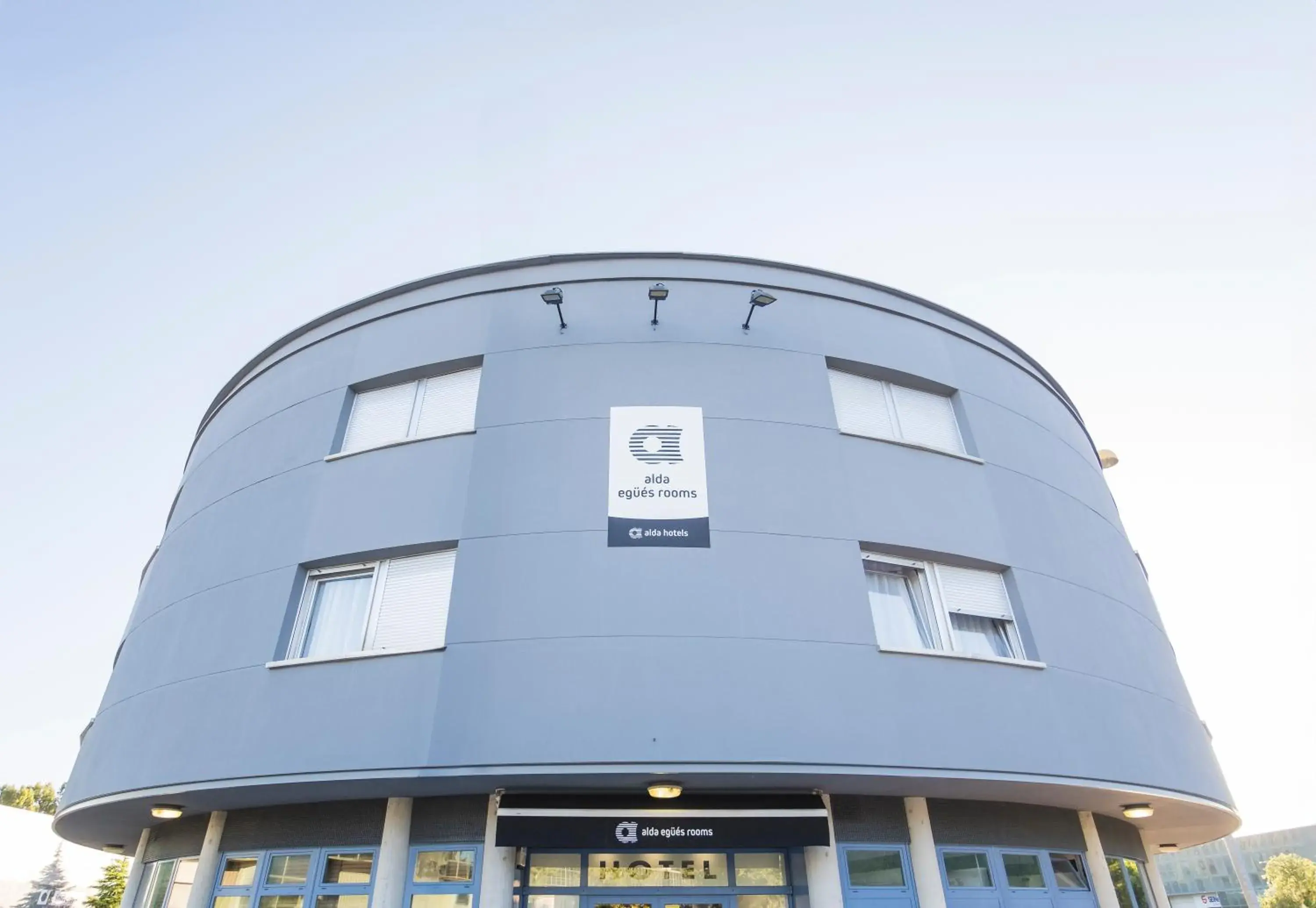 Facade/entrance in Alda Egues Rooms Facade/entrance in Alda Egues Rooms