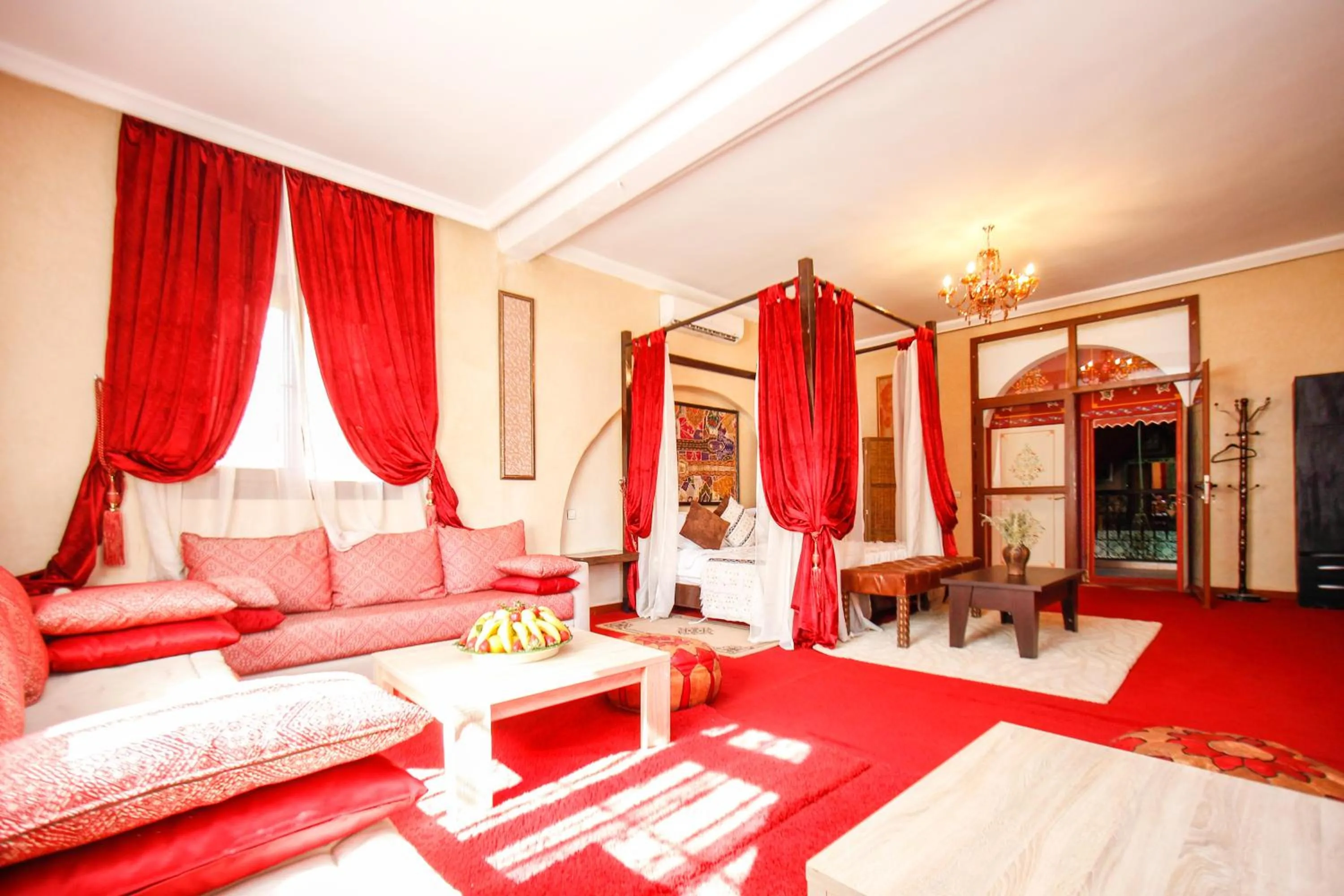 Living room, Bed in Kasbah Ait Oumghar