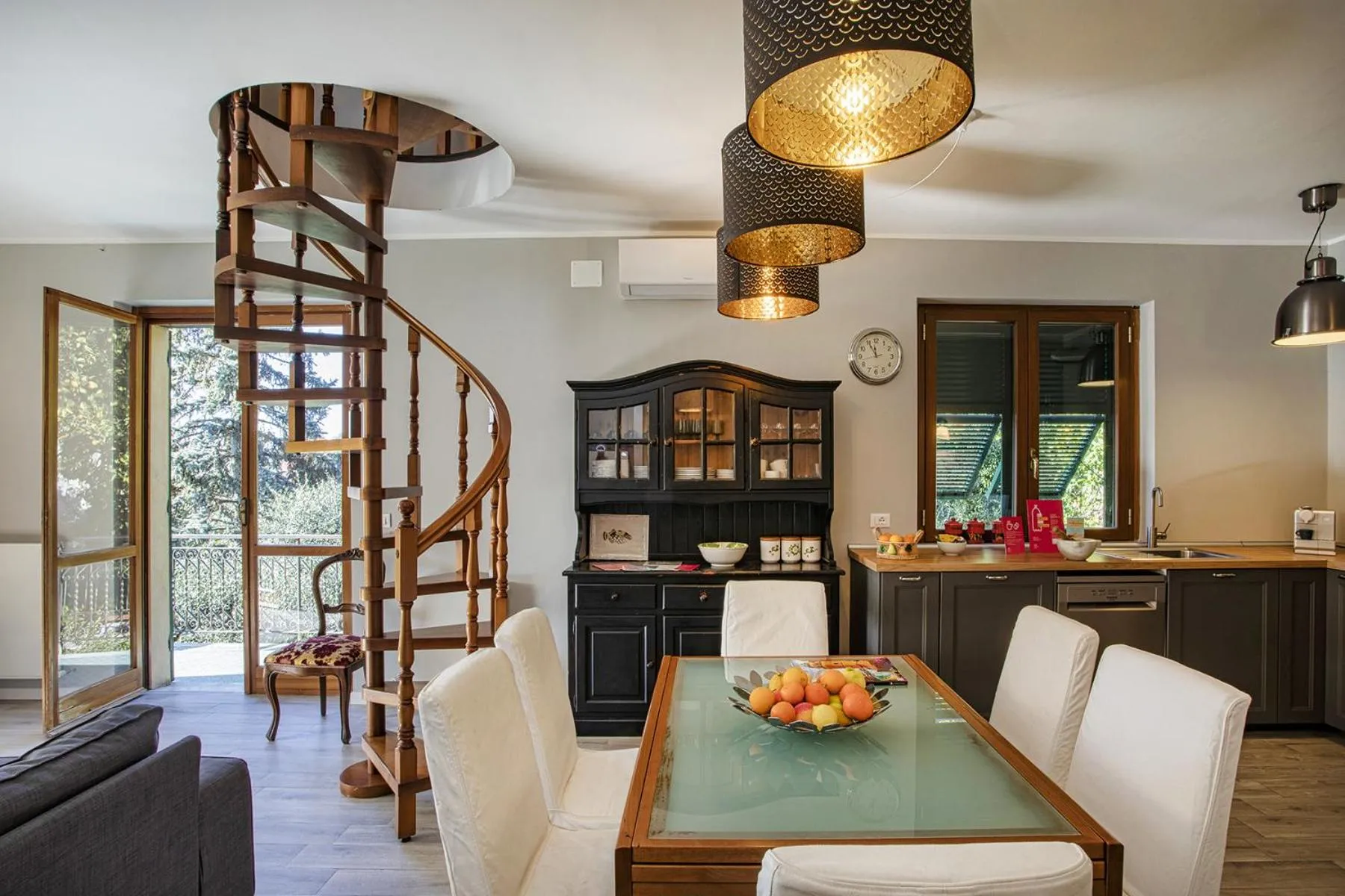 Seaview Apartment with Garden in Recco by Wonderful Italy