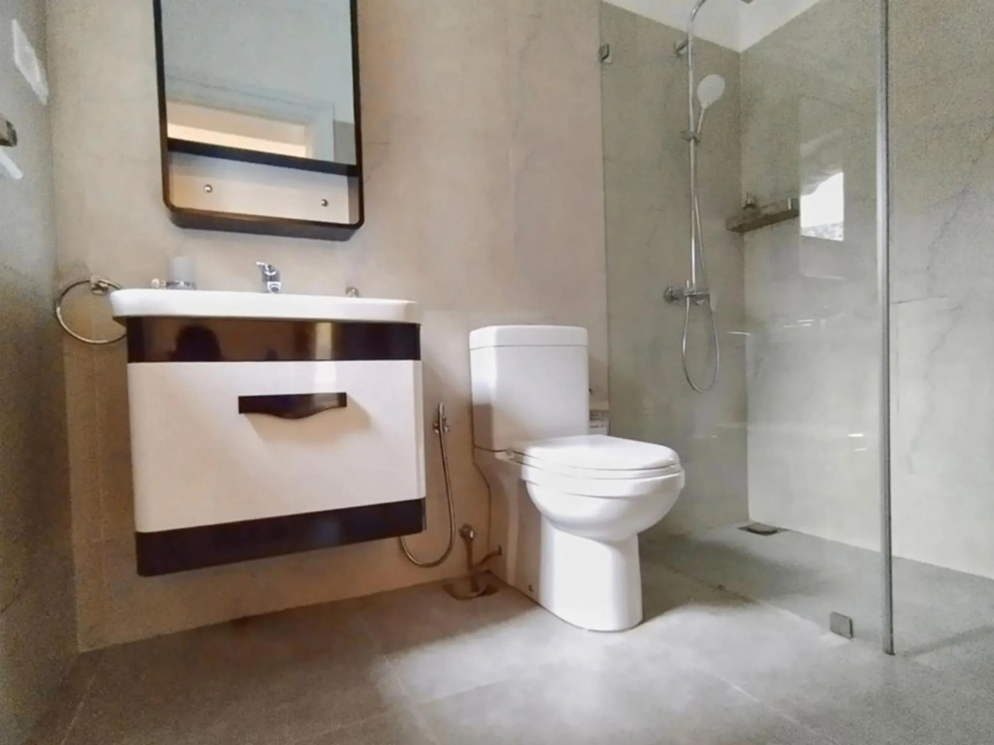 Bathroom in Little England by Joes