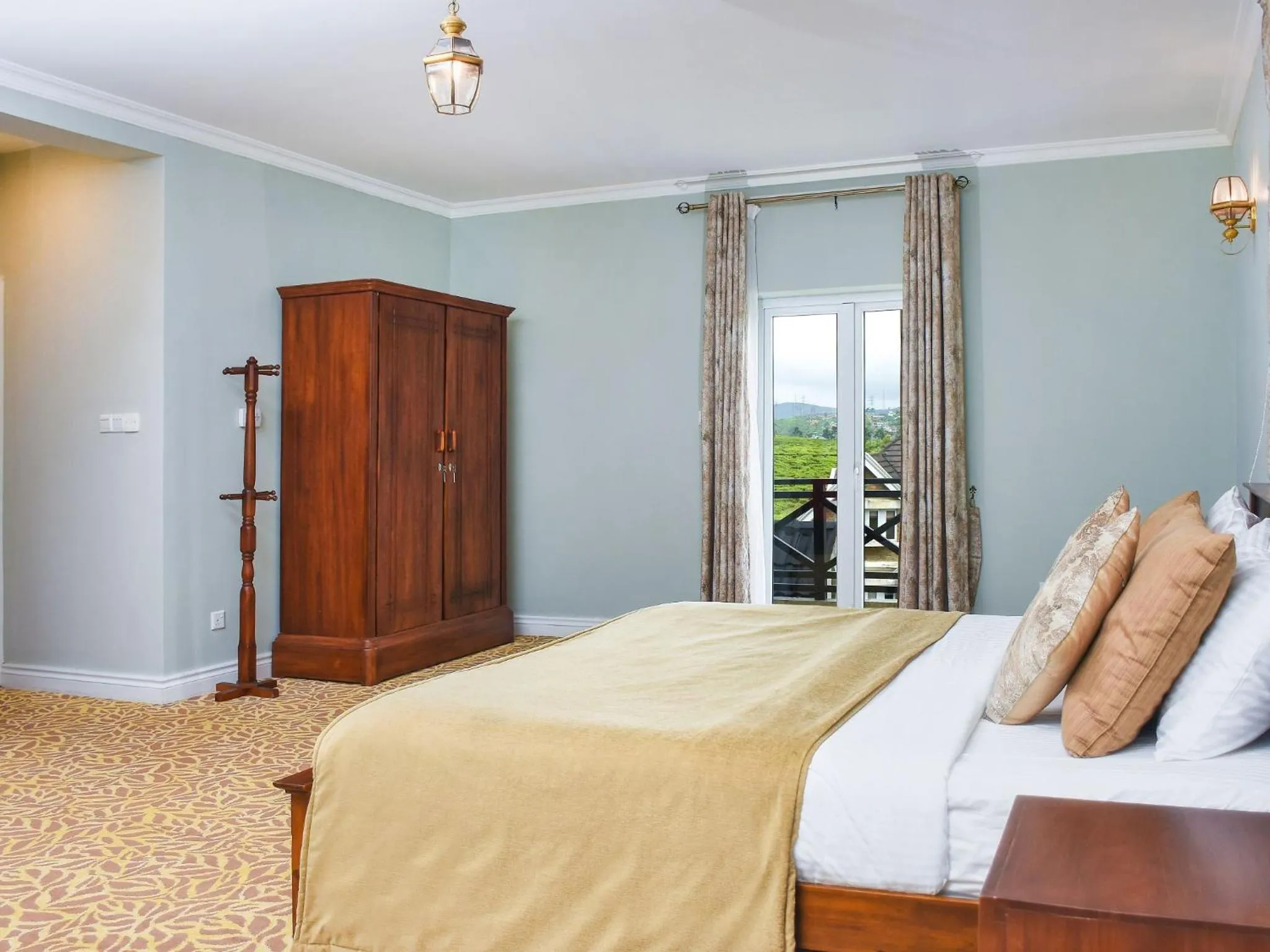 Bed in Little England by Joes