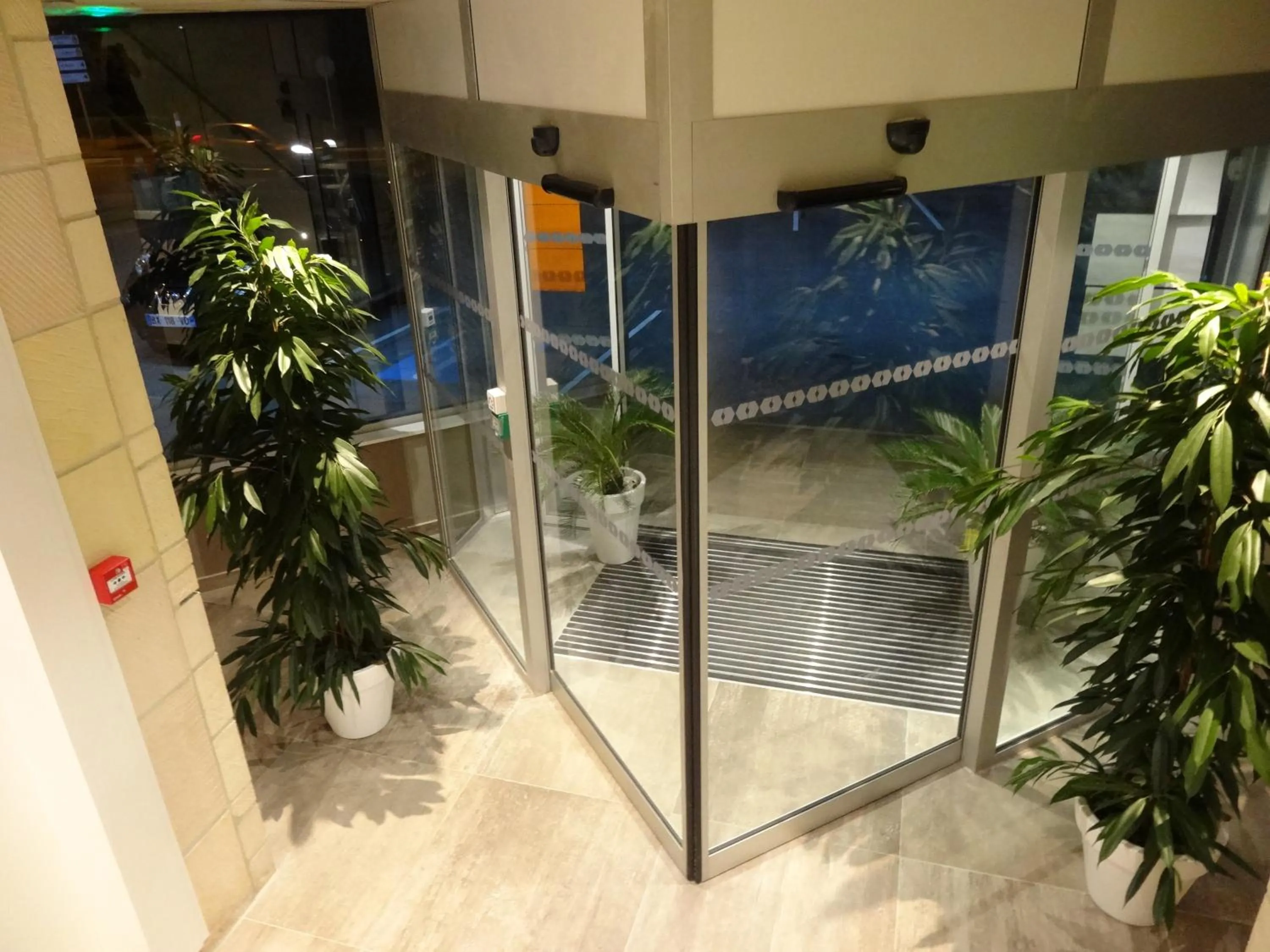 Lobby or reception in Hôtel de la Paix