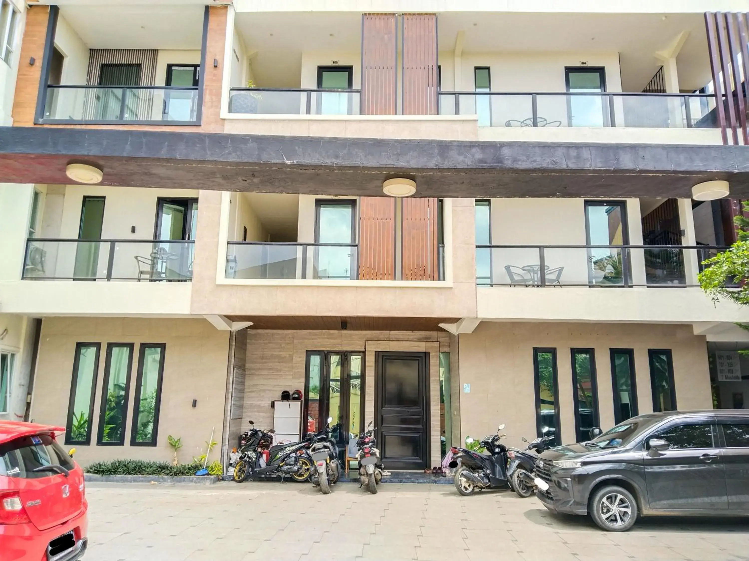 Yayah Guest House Syariah by Cocotel Yayah Guest House Syariah by Cocotel