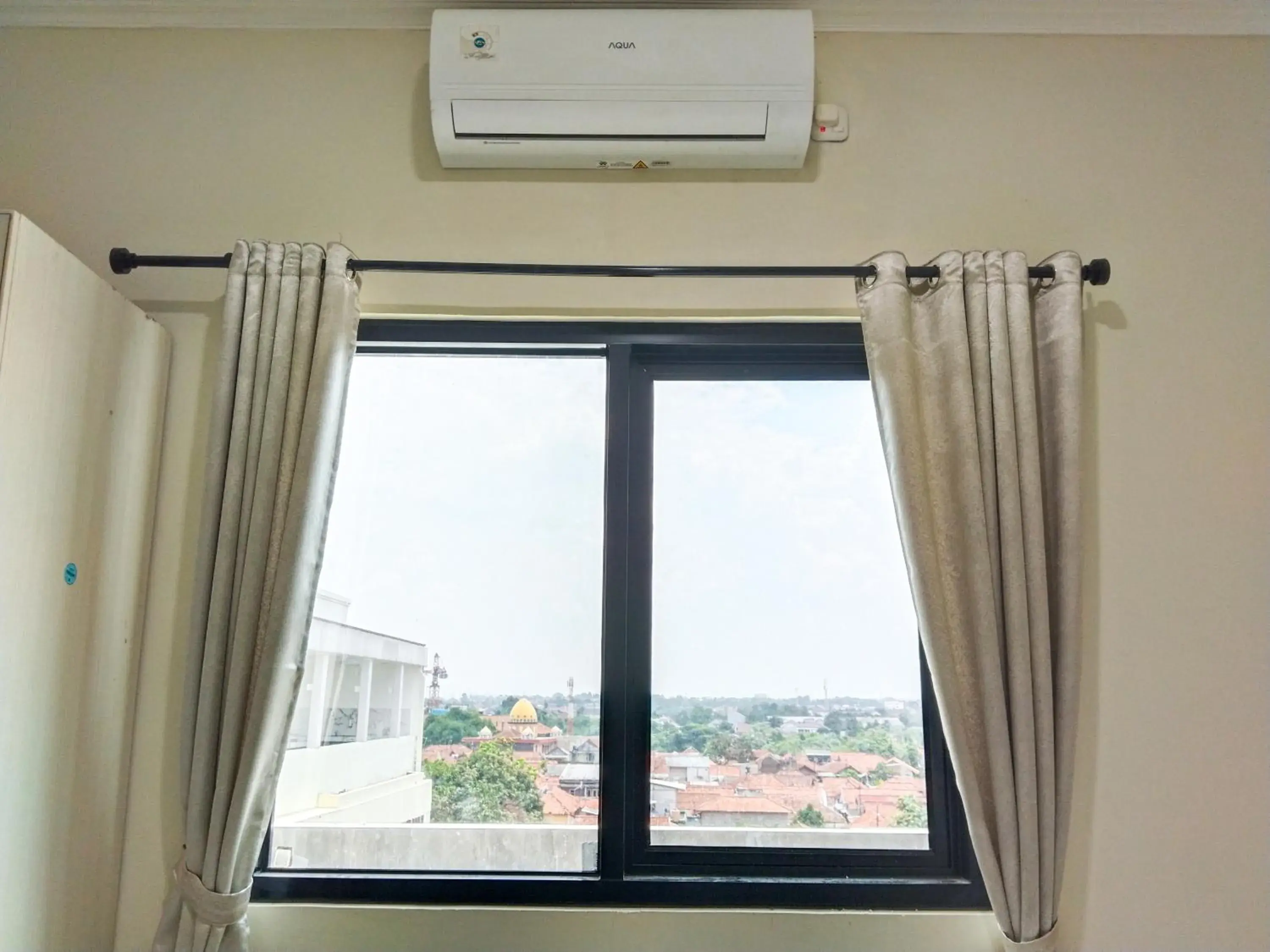 Yayah Guest House Syariah by Cocotel Yayah Guest House Syariah by Cocotel