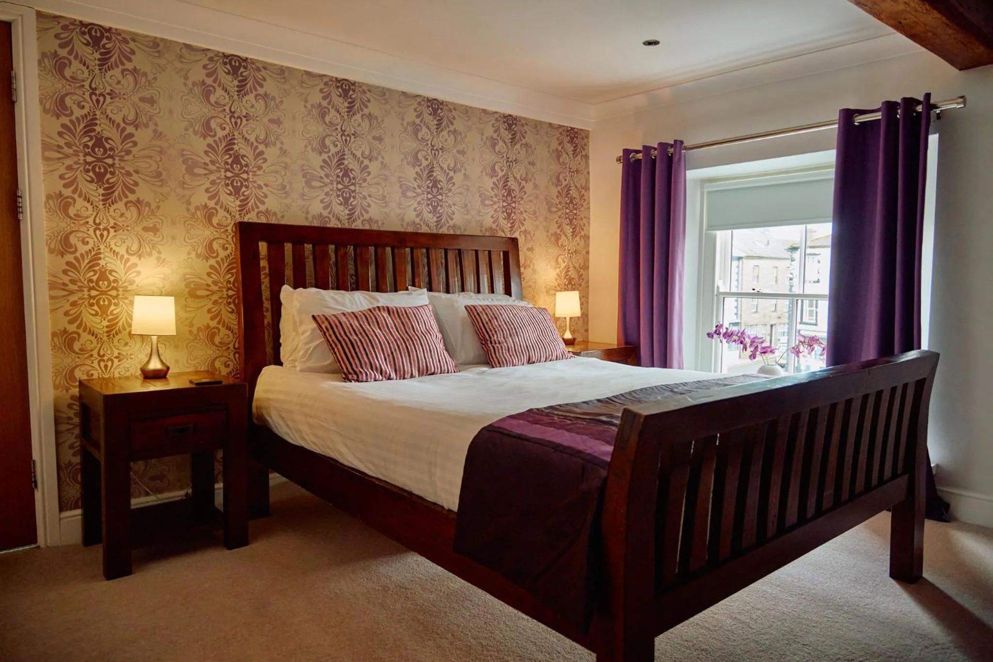 Bedroom in The Pennine Inn