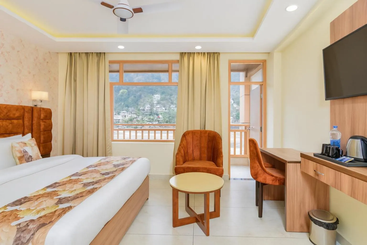 Bedroom, Bed in Hotel Pawan Regency- Best Mountain View Hotel In McLeodganj