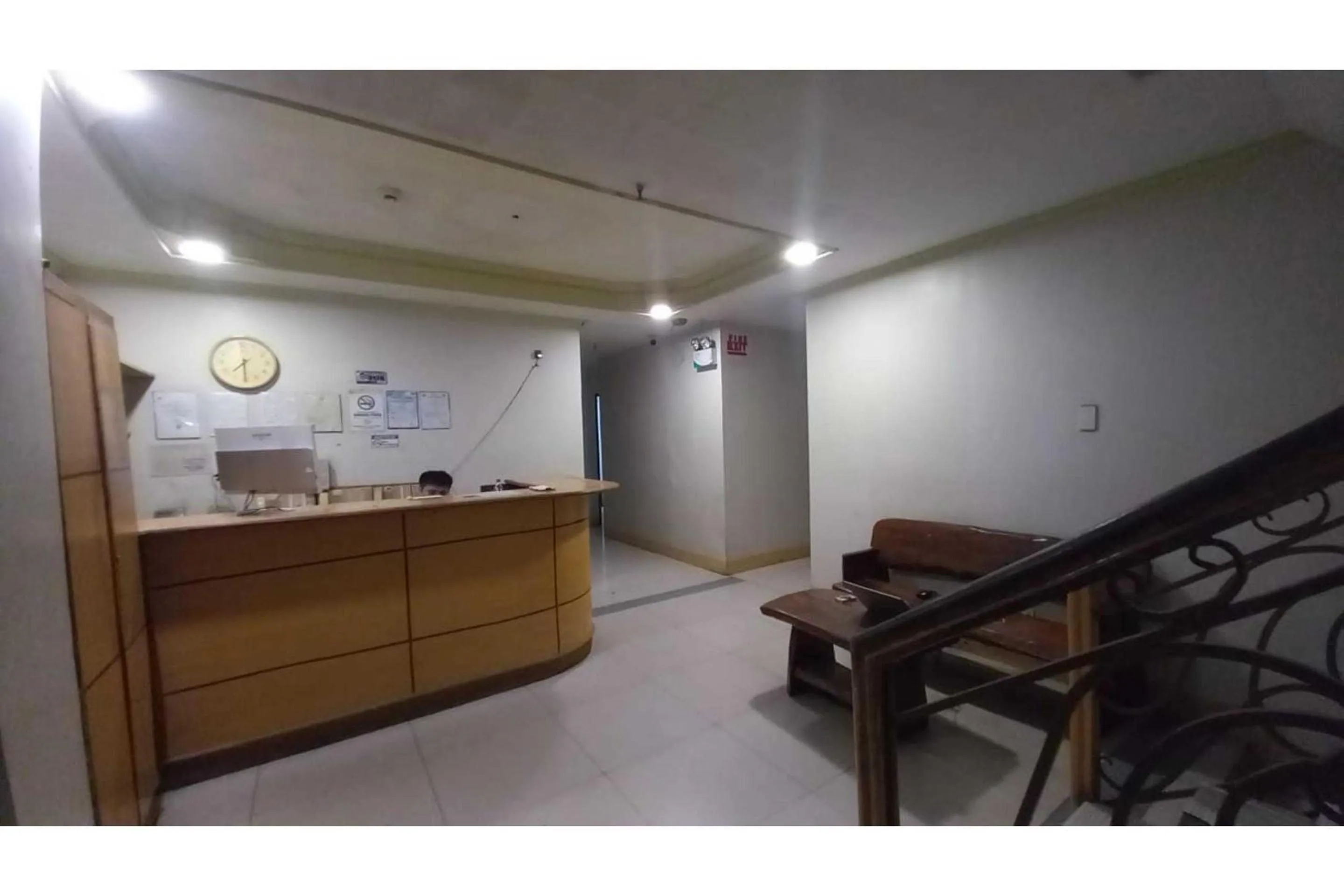 Lobby or reception in OYO 1066 Dorotello Apartelle