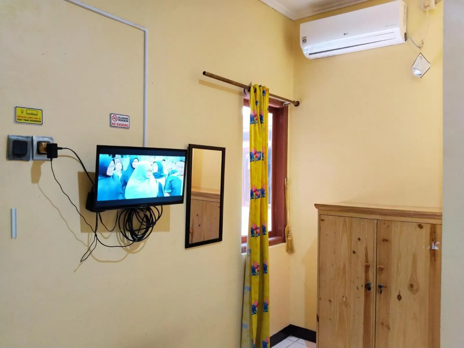 Risqia Homestay Syariah by Cocotel