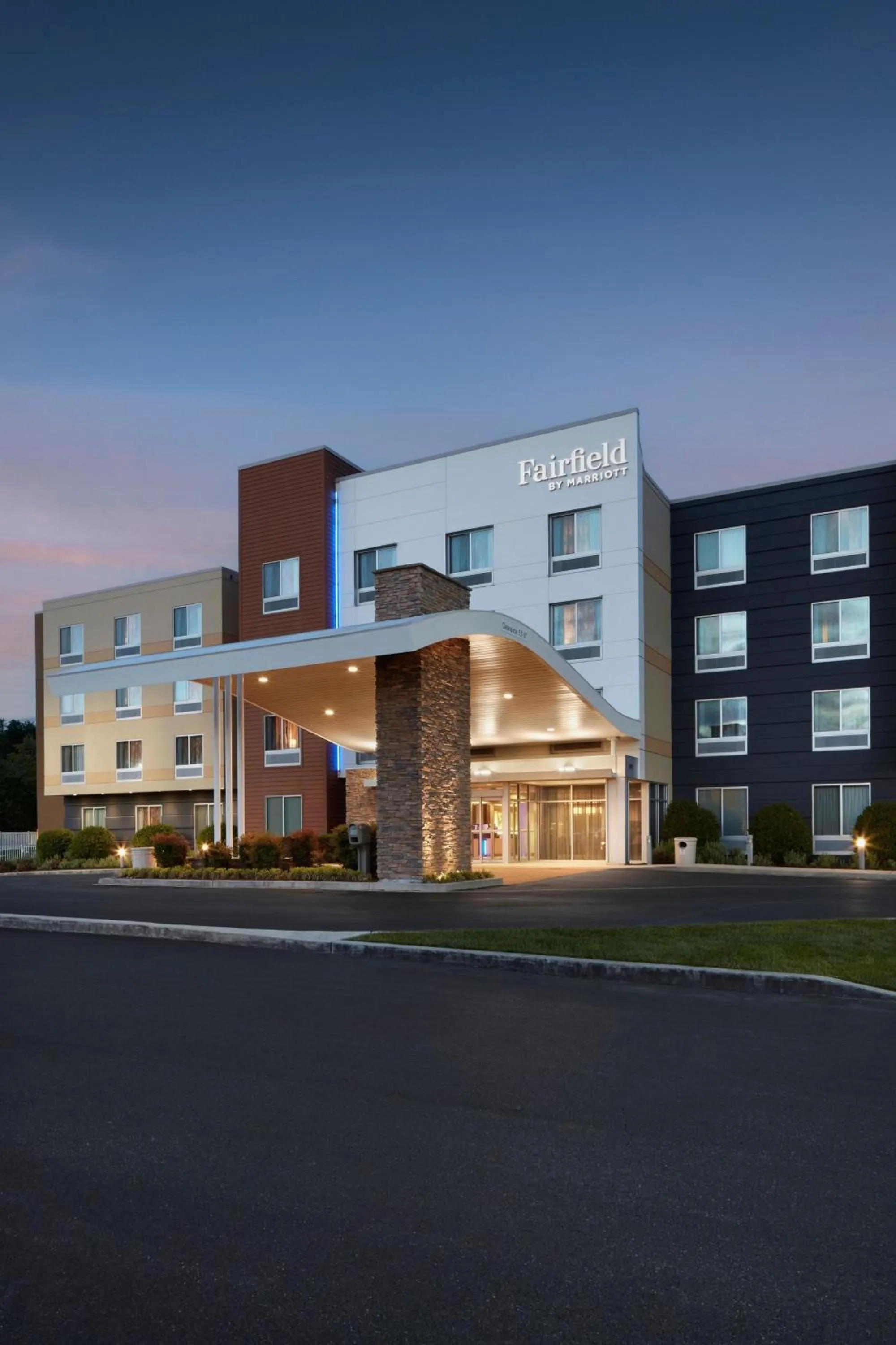Property building in Fairfield Inn & Suites by Marriott Rehoboth Beach