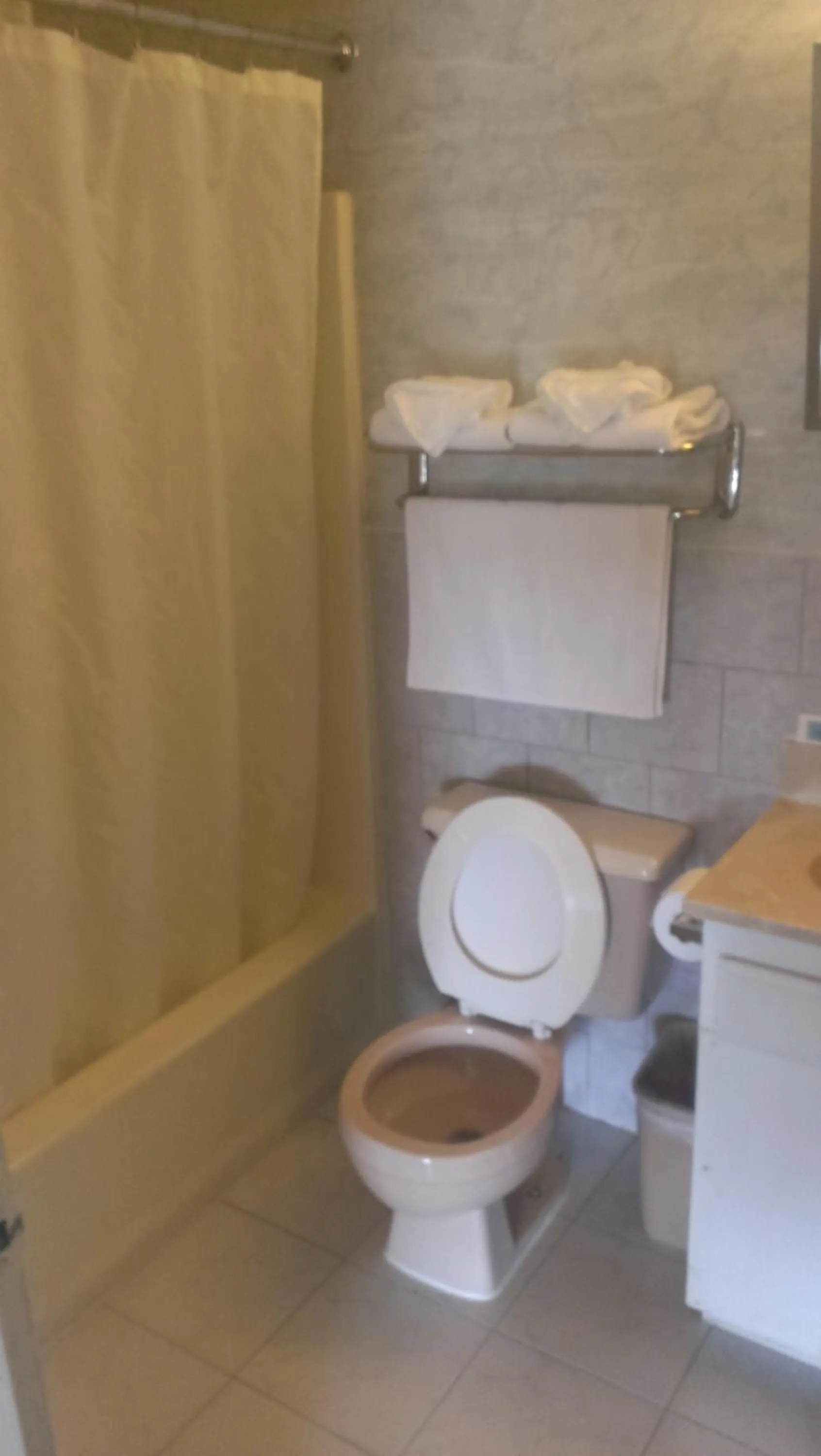 Bathroom in Branford Motel