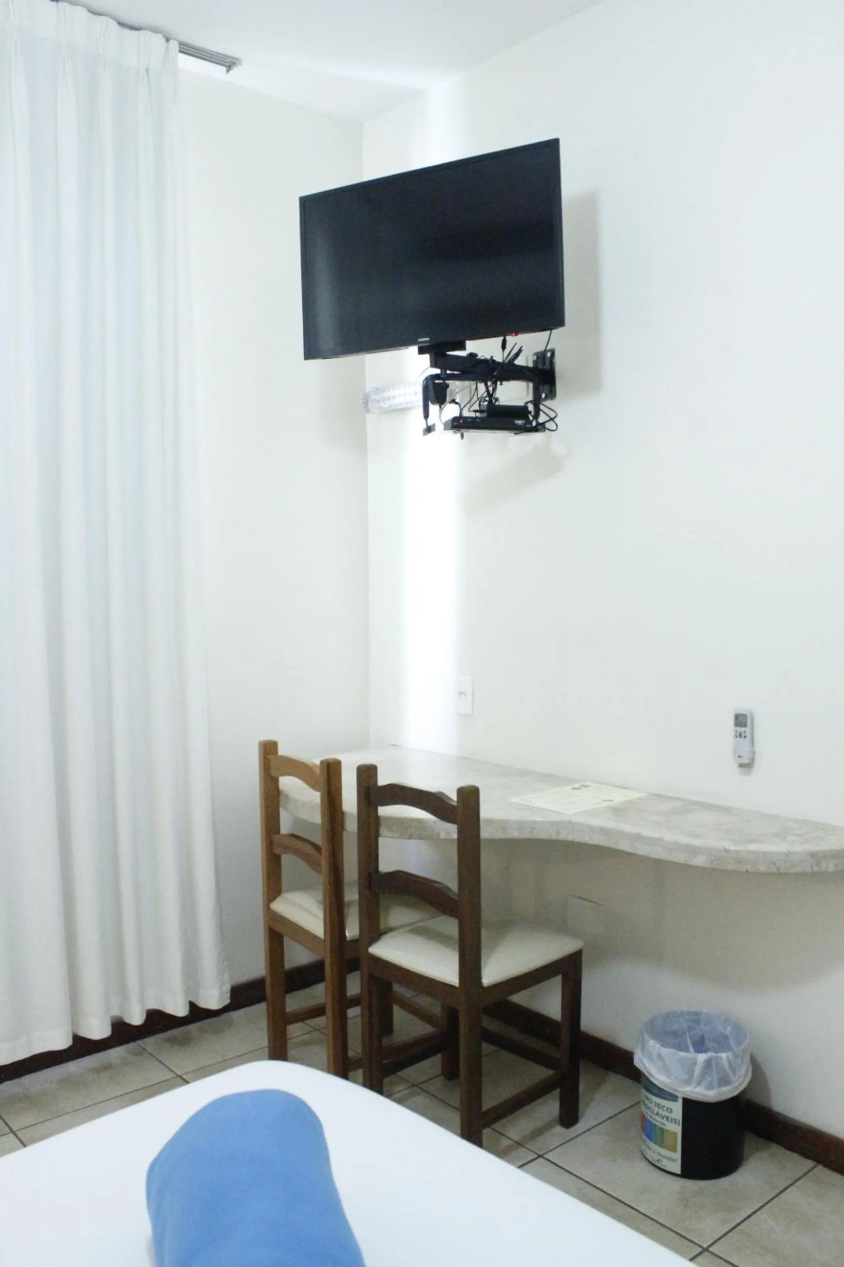Bedroom, Bed in Pousada Sossego da Pampulha