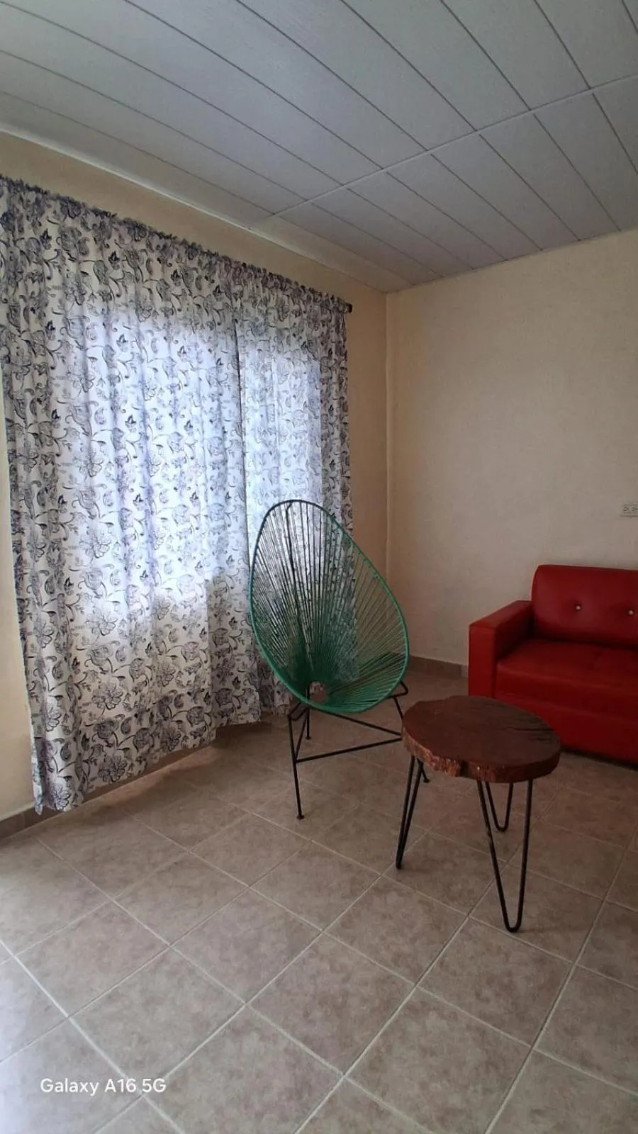 Communal lounge/ TV room in Desiderata Resort