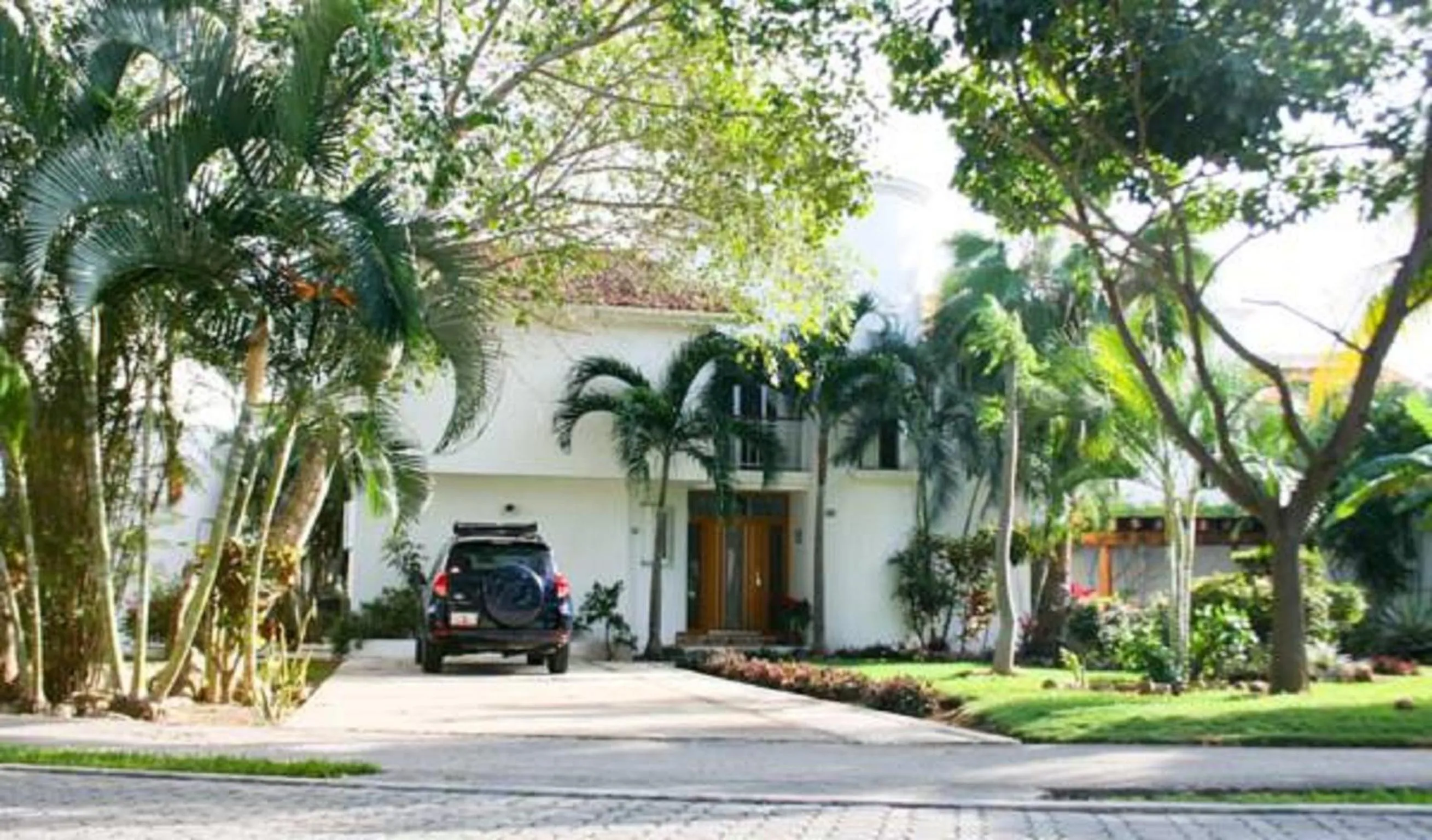 Property building in Casa Mi Tesoro