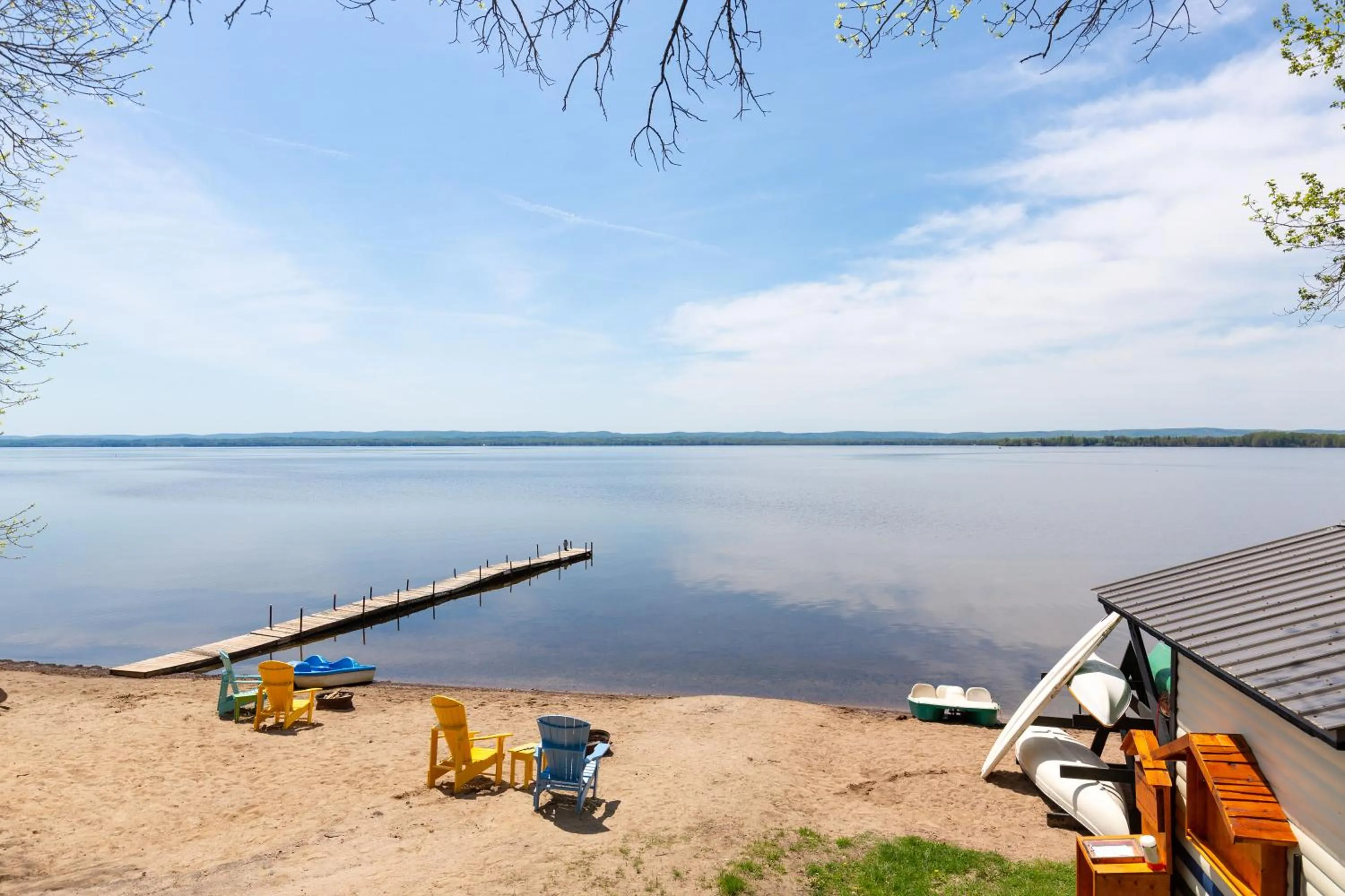 Beach in Greystone on Golden Lake