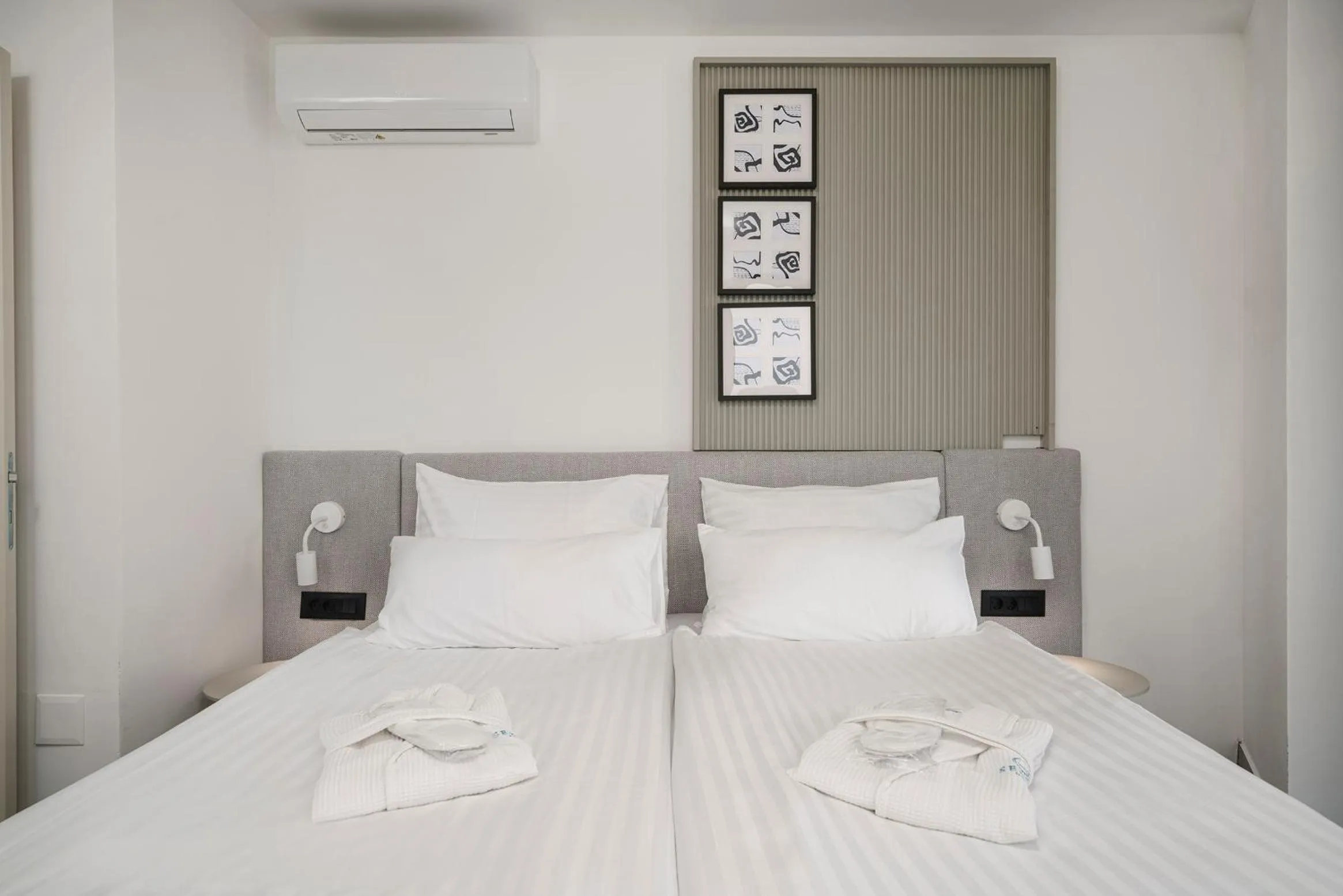 Bedroom, Bed in SeeSea Hotel