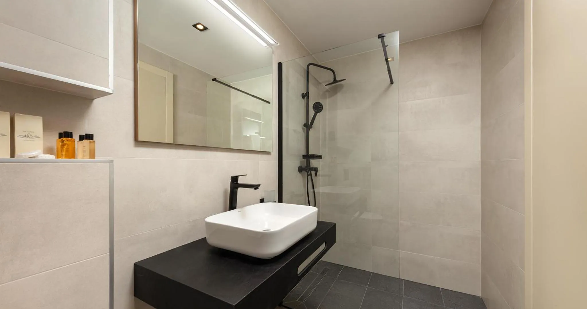 Toilet in SeeSea Hotel