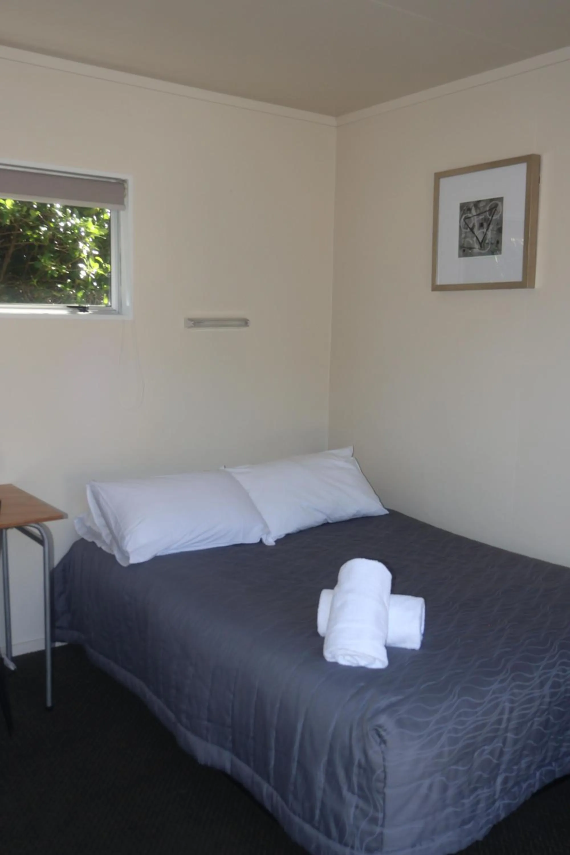 Bed in Pohara Beach TOP 10 Holiday Park