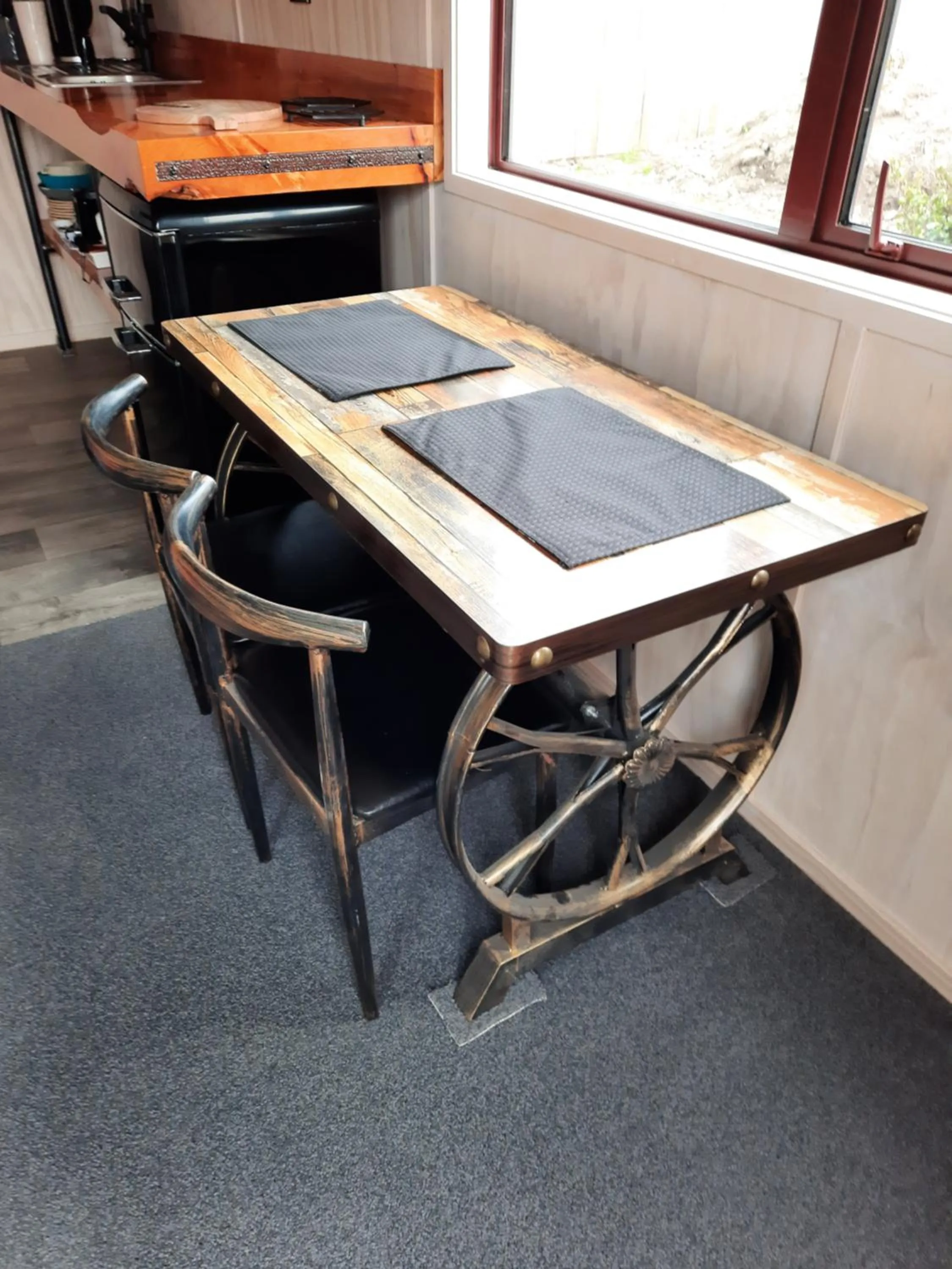 Glenavys Waitaki River Motor Camp