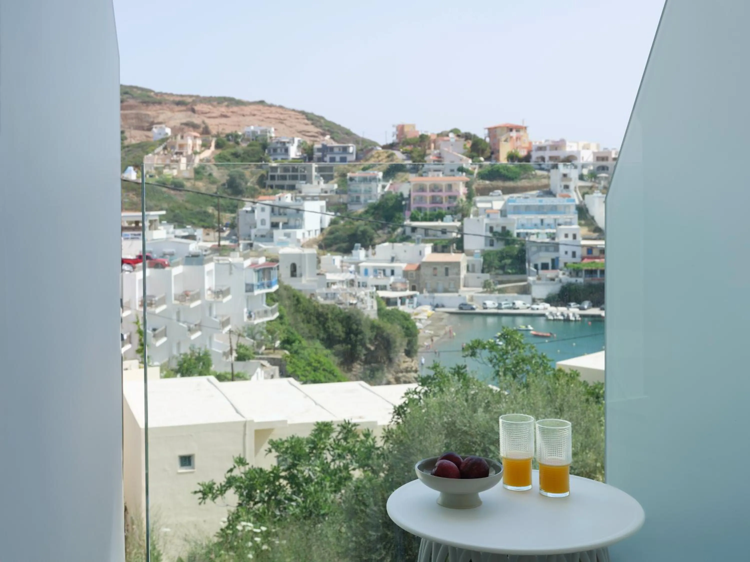 Day in Golden Luxury Suites