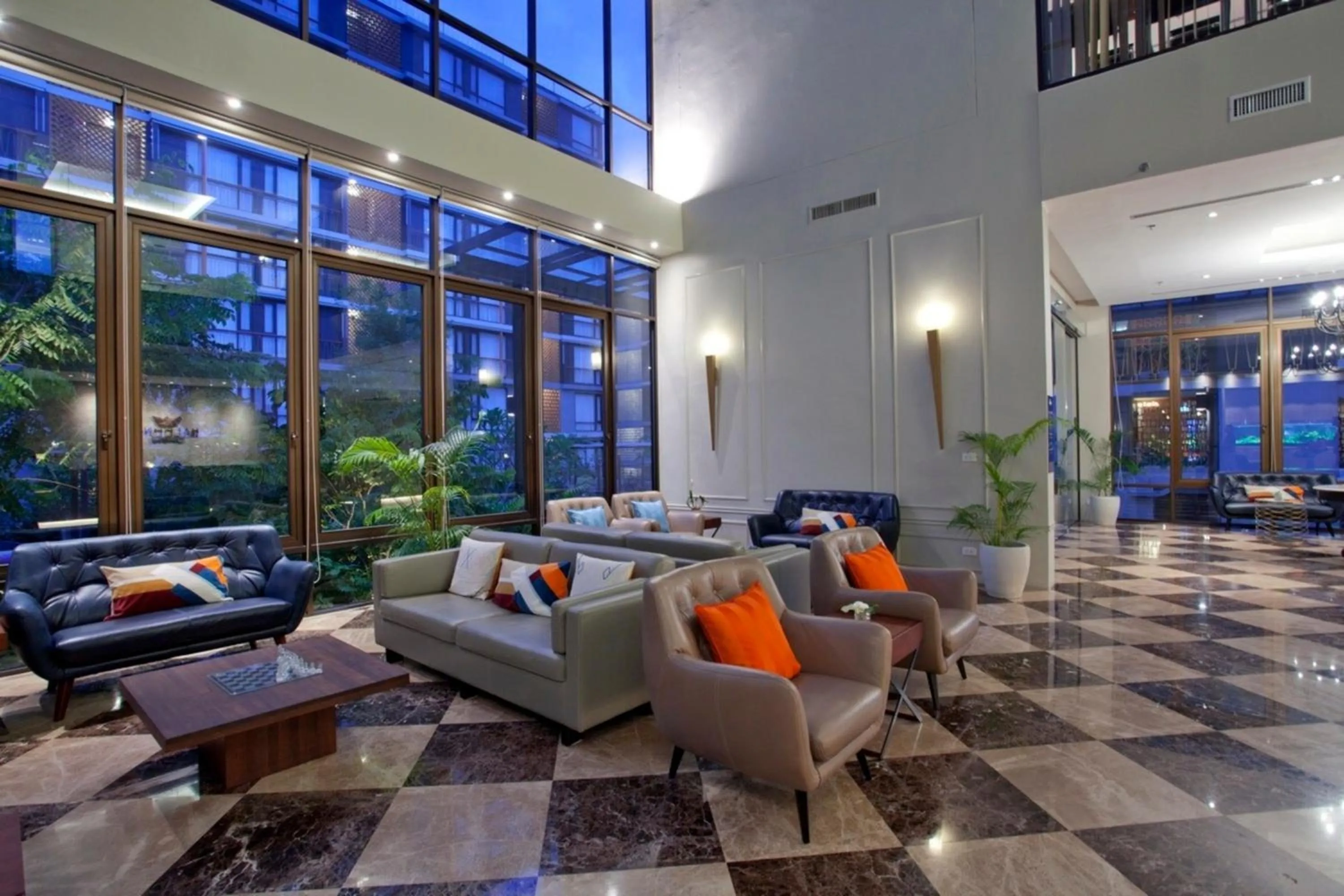 Lobby or reception in Balcony Courtyard Sriracha Hotel & Serviced Apartments