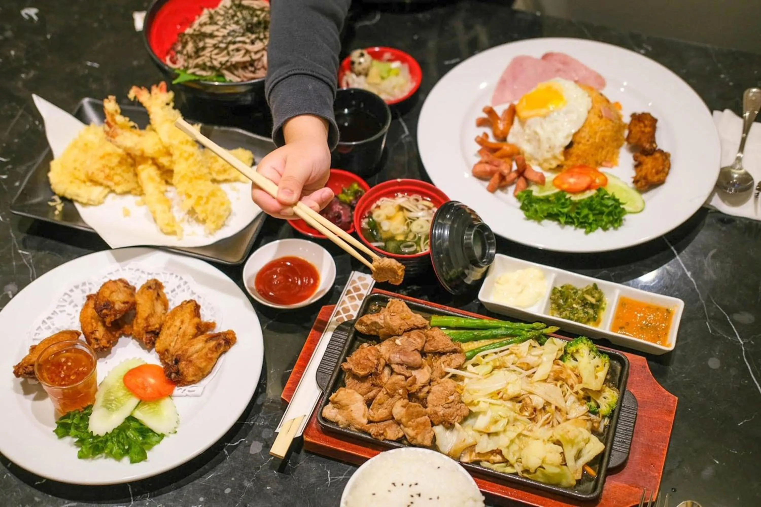 Food in Balcony Courtyard Sriracha Hotel & Serviced Apartments