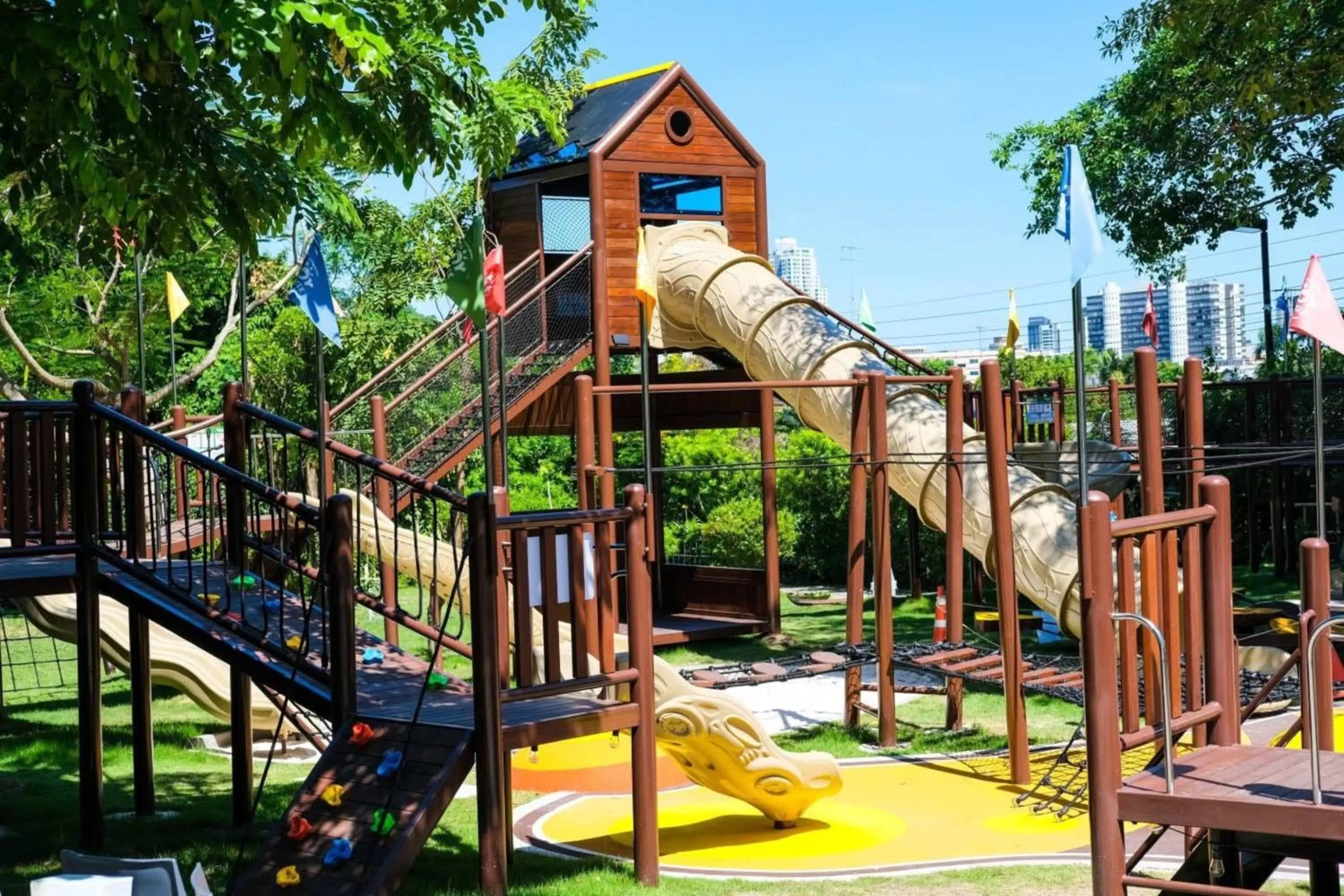 Children play ground in Balcony Courtyard Sriracha Hotel & Serviced Apartments