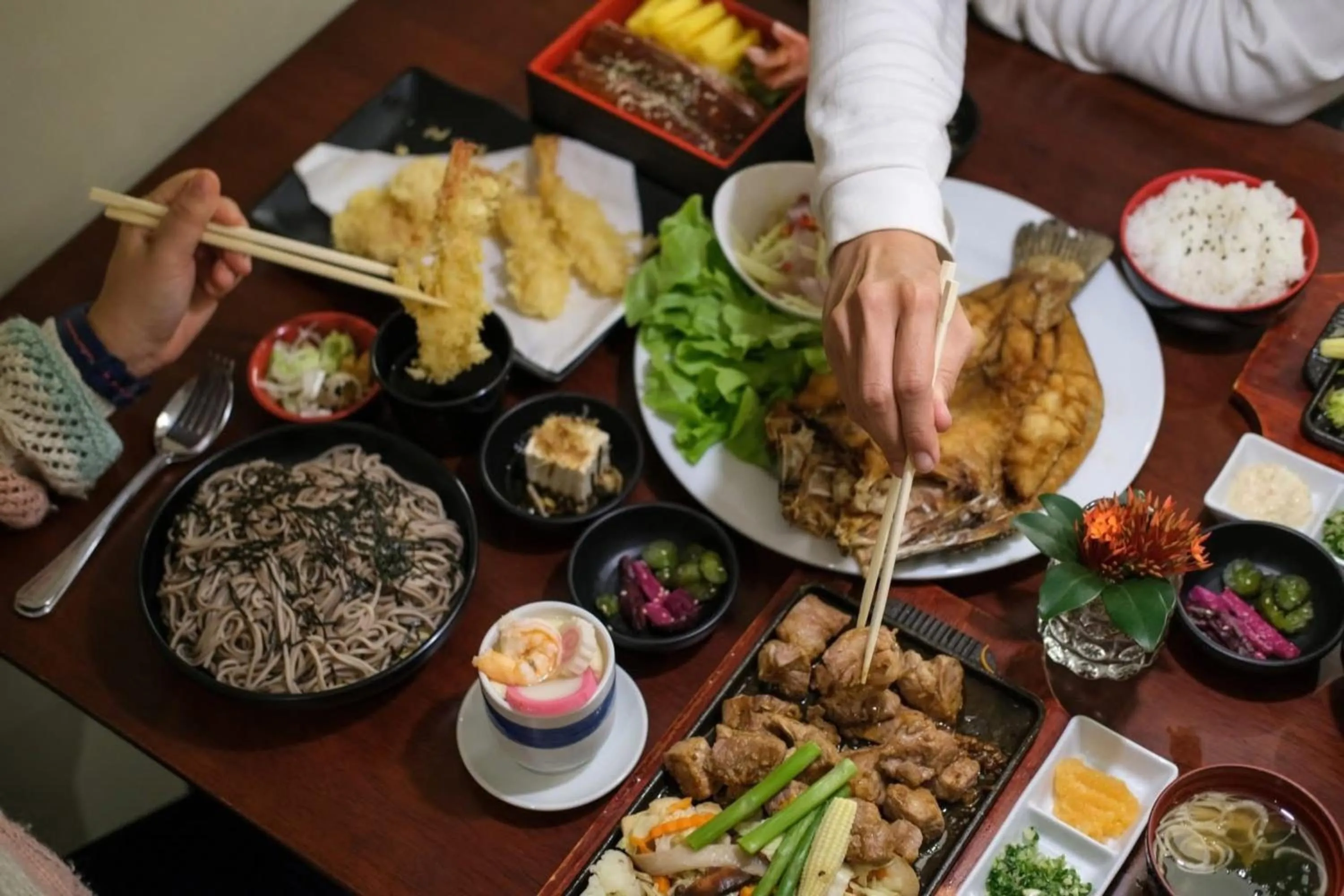 Food in Balcony Courtyard Sriracha Hotel & Serviced Apartments