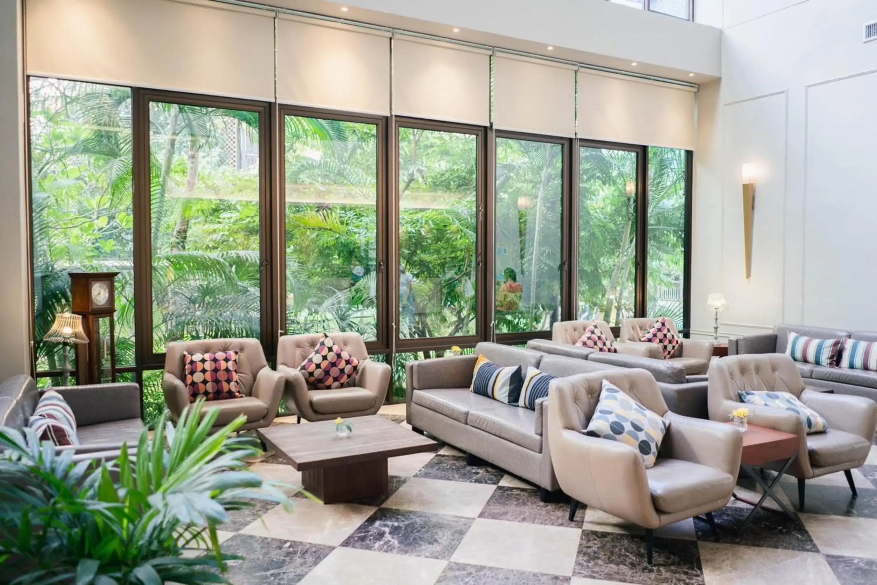 Lobby or reception in Balcony Courtyard Sriracha Hotel & Serviced Apartments Lobby or reception in Balcony Courtyard Sriracha Hotel & Serviced Apartments