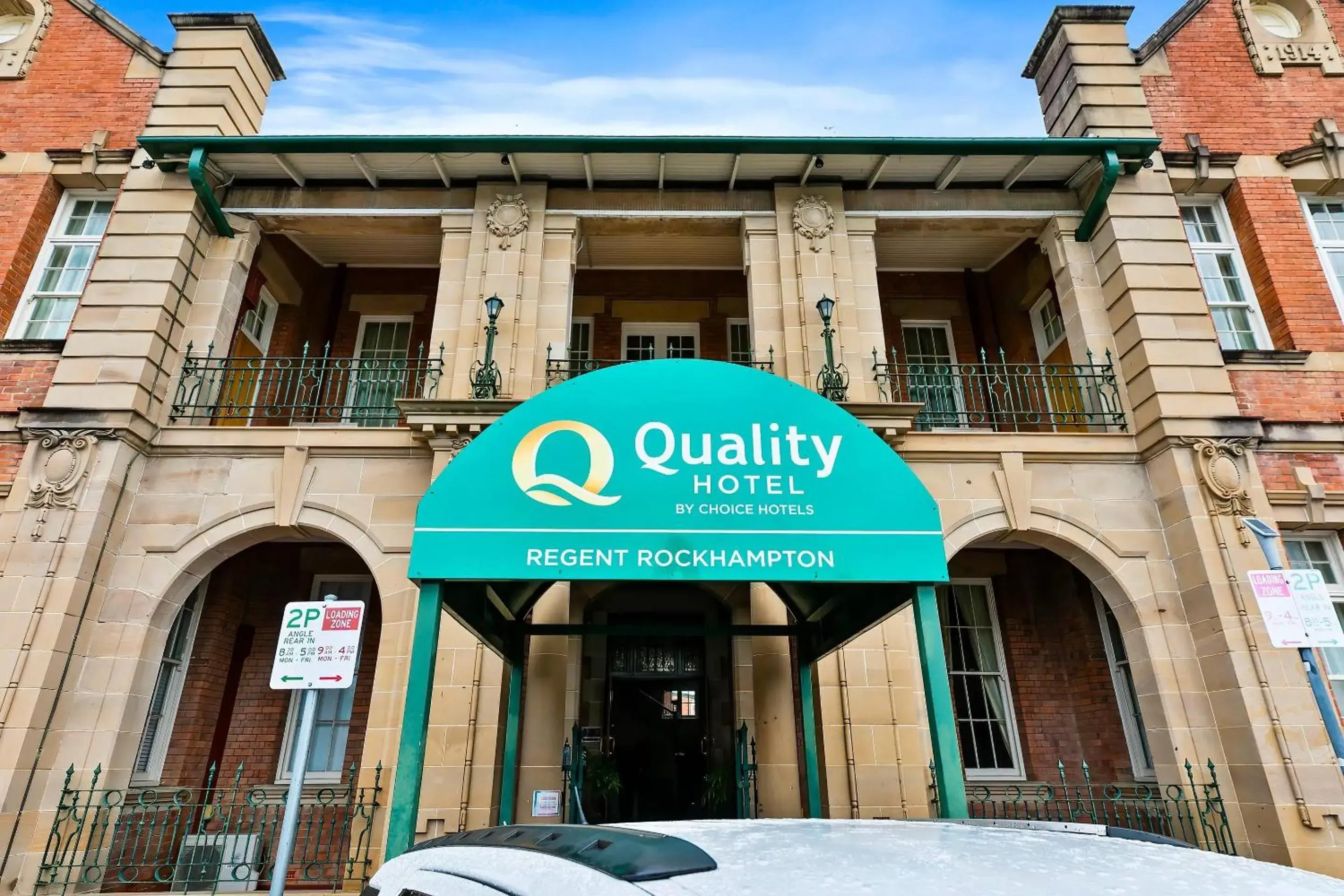 Property building in Quality Hotel Regent Rockhampton Property building in Quality Hotel Regent Rockhampton