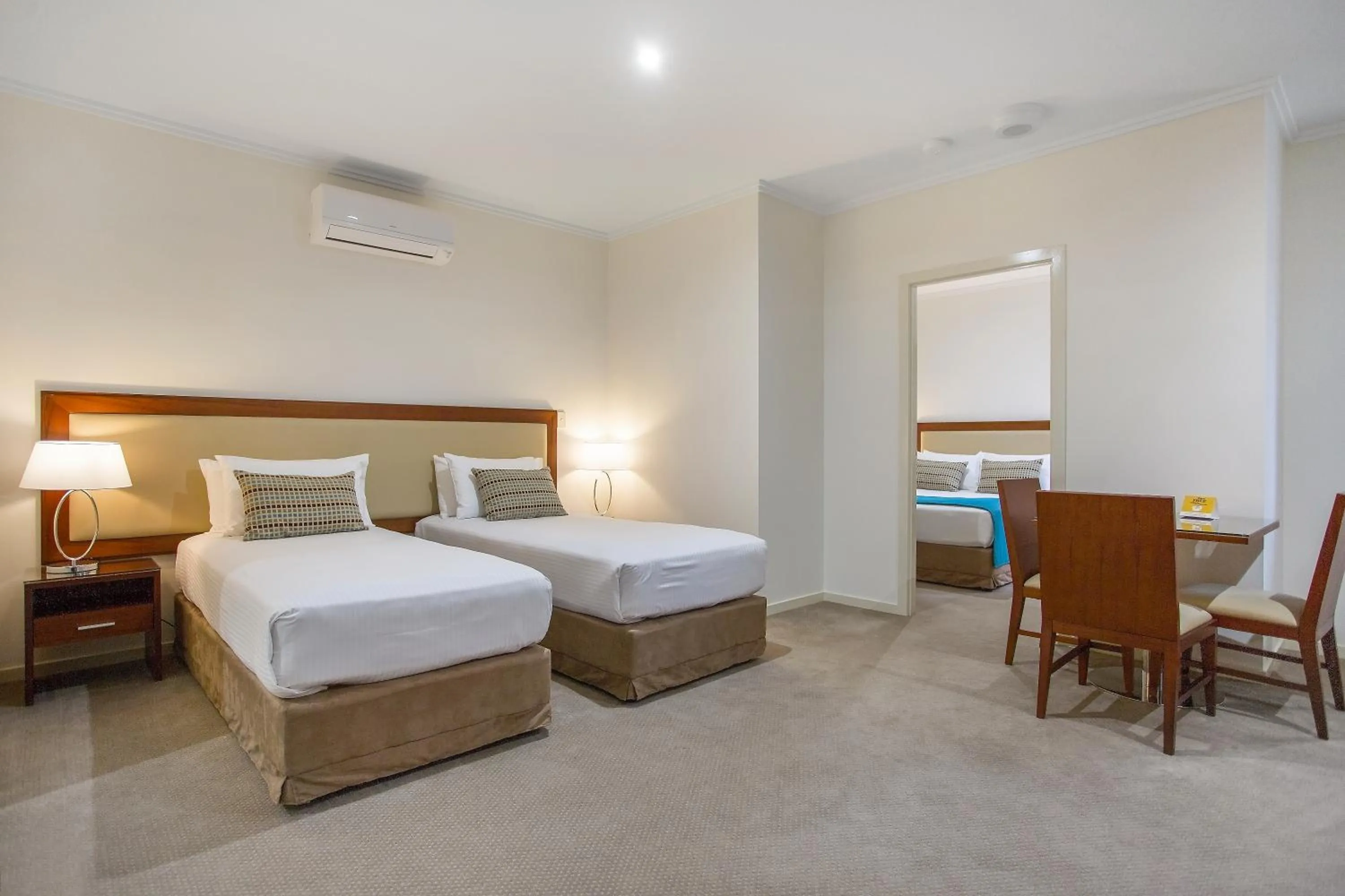 Bed in Quality Hotel Regent Rockhampton
