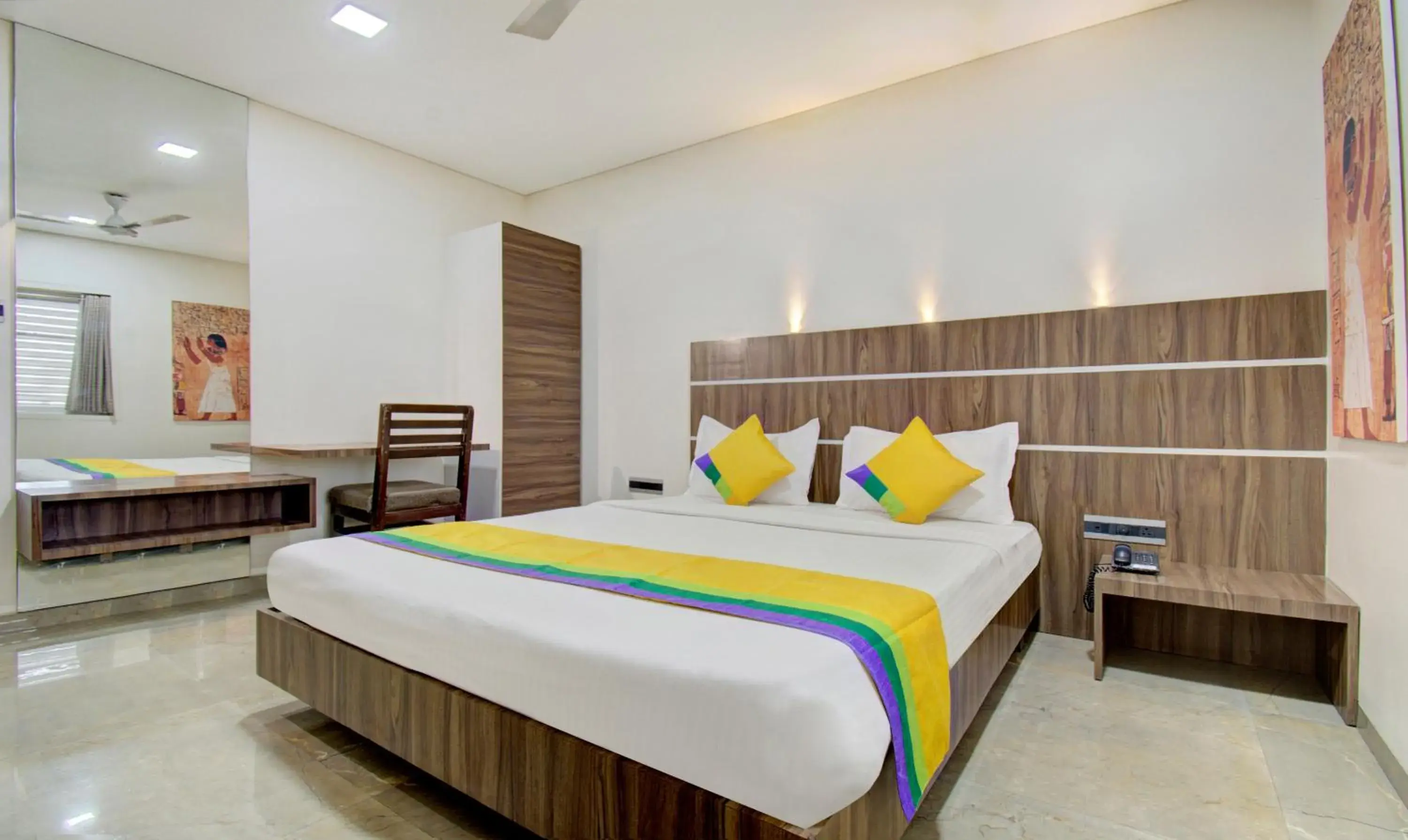 Bedroom, Bed in Treebo Lalaji's Executive Bedroom, Bed in Treebo Lalaji's Executive