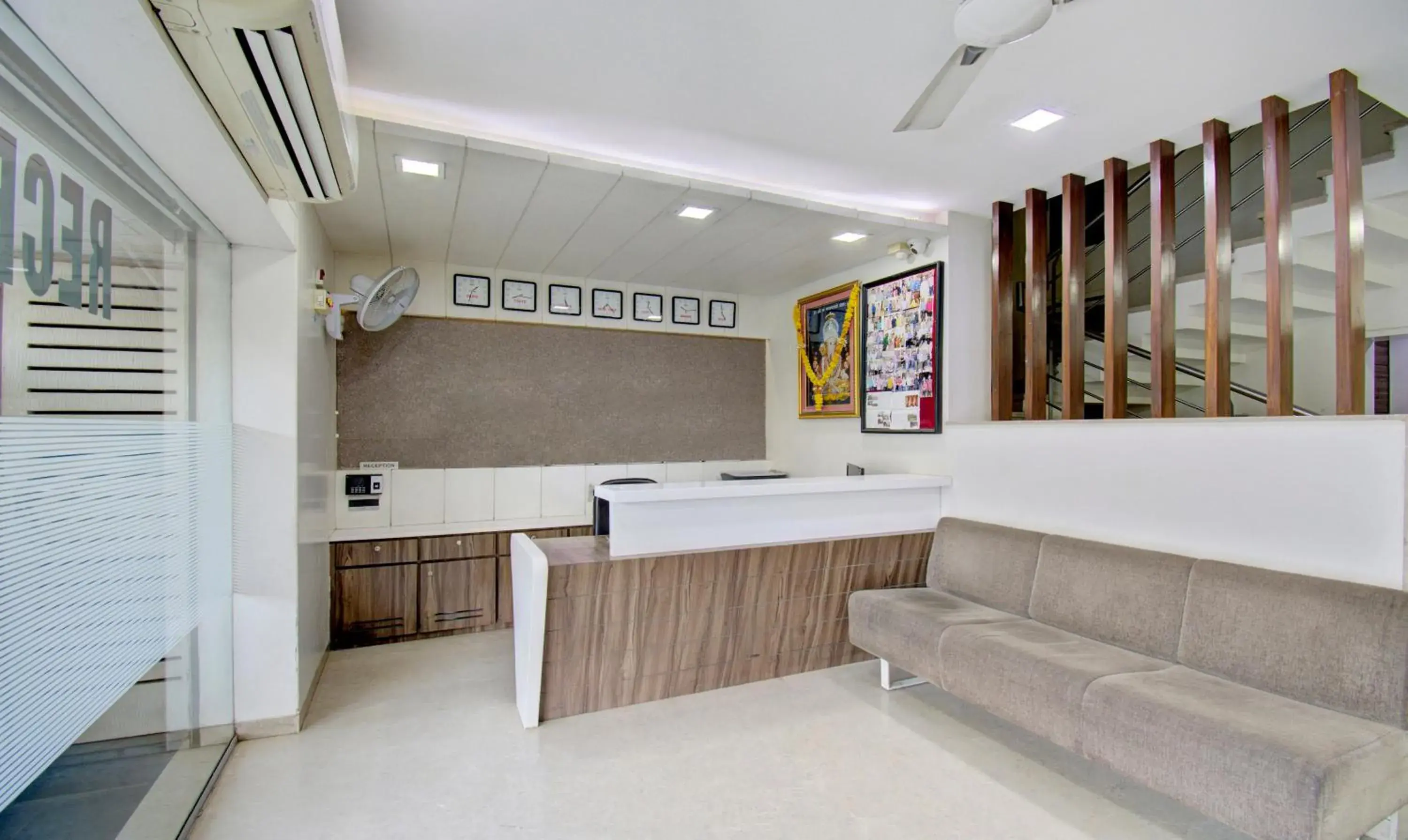 Lobby or reception in Treebo Lalaji's Executive Lobby or reception in Treebo Lalaji's Executive