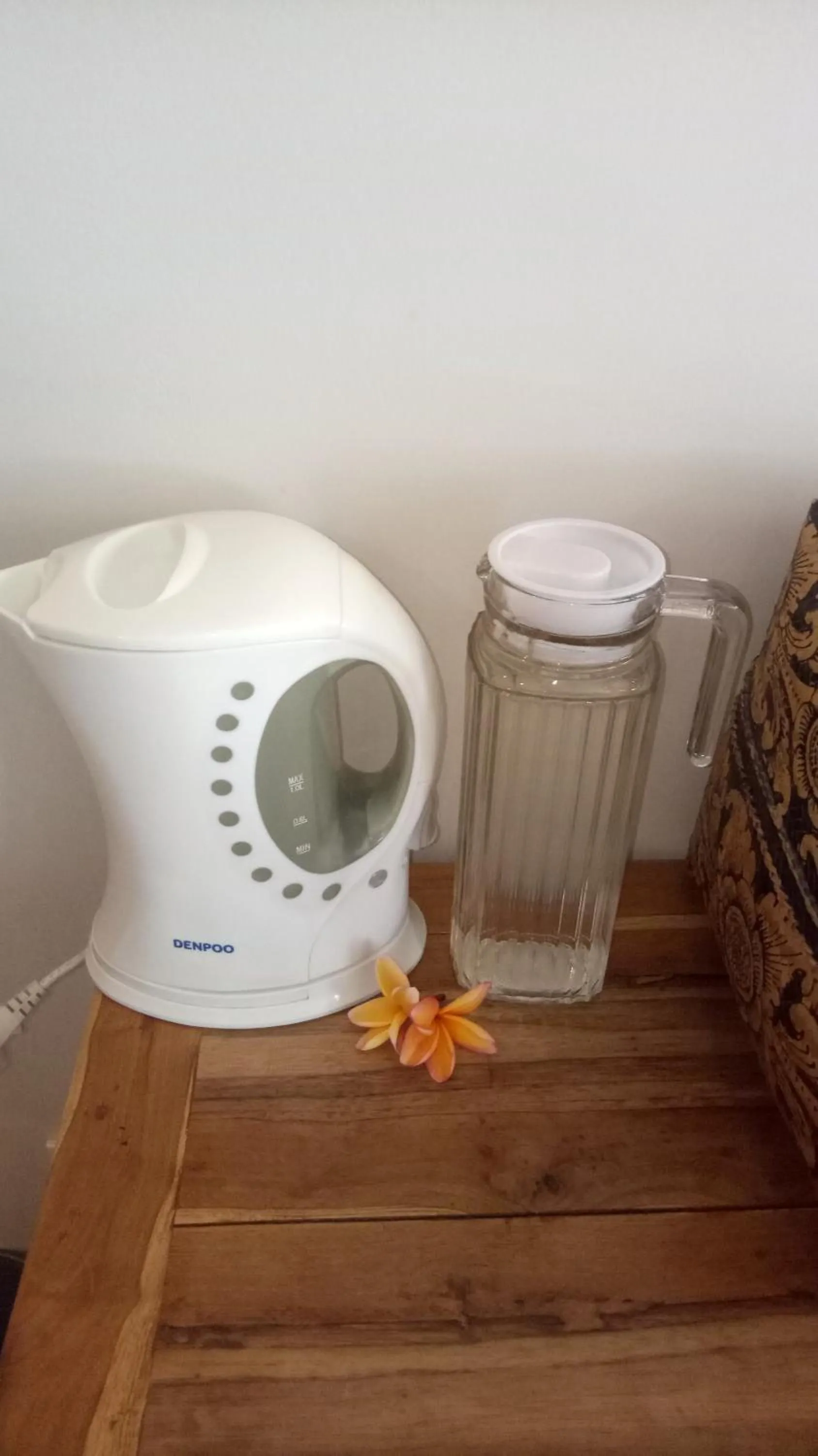 Coffee/tea facilities in Jukung Guest House