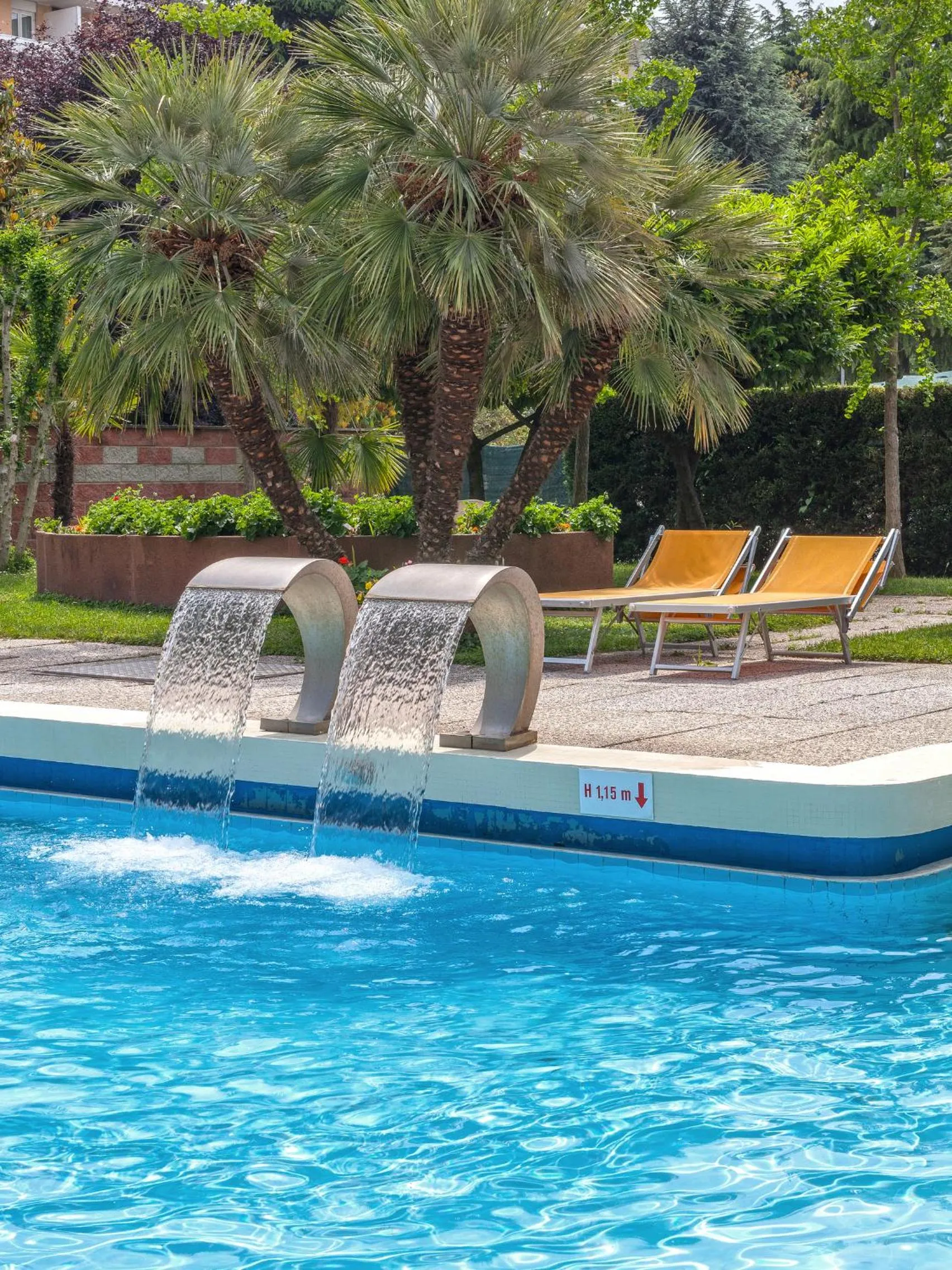 Pool view in Hotel Firenze